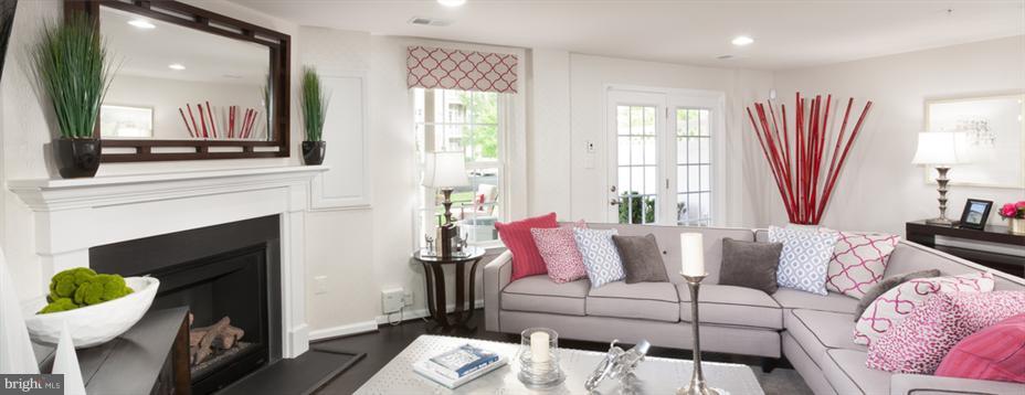 PARKSIDE - Residential