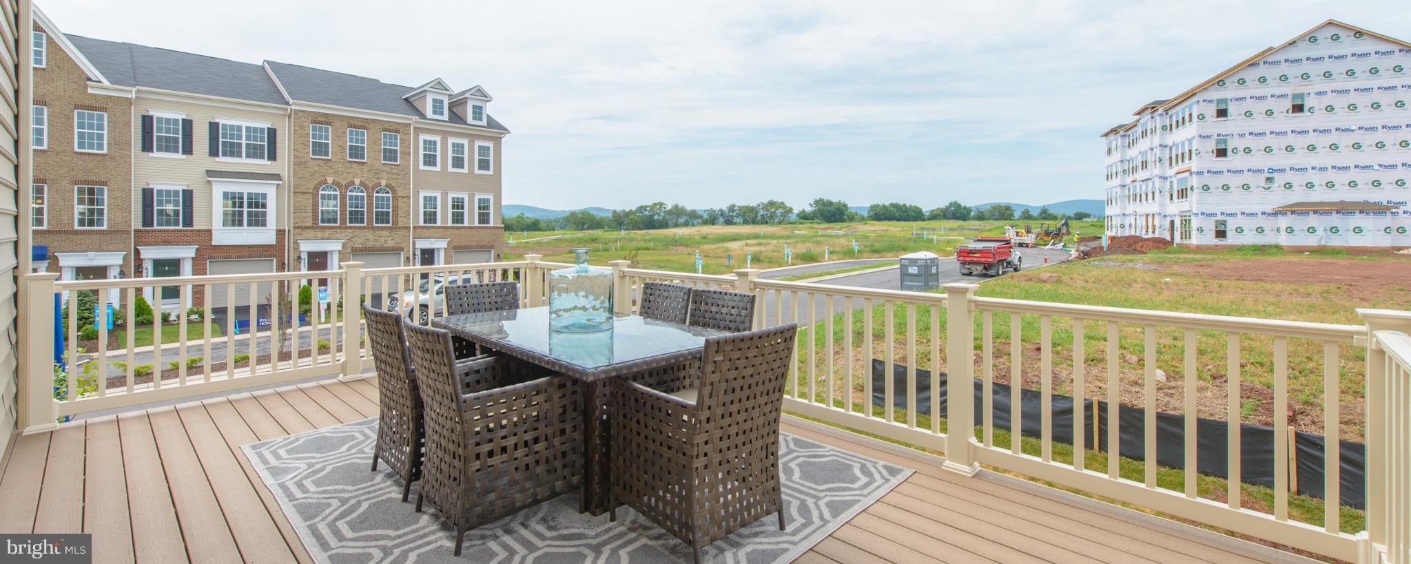 PARKSIDE - Residential