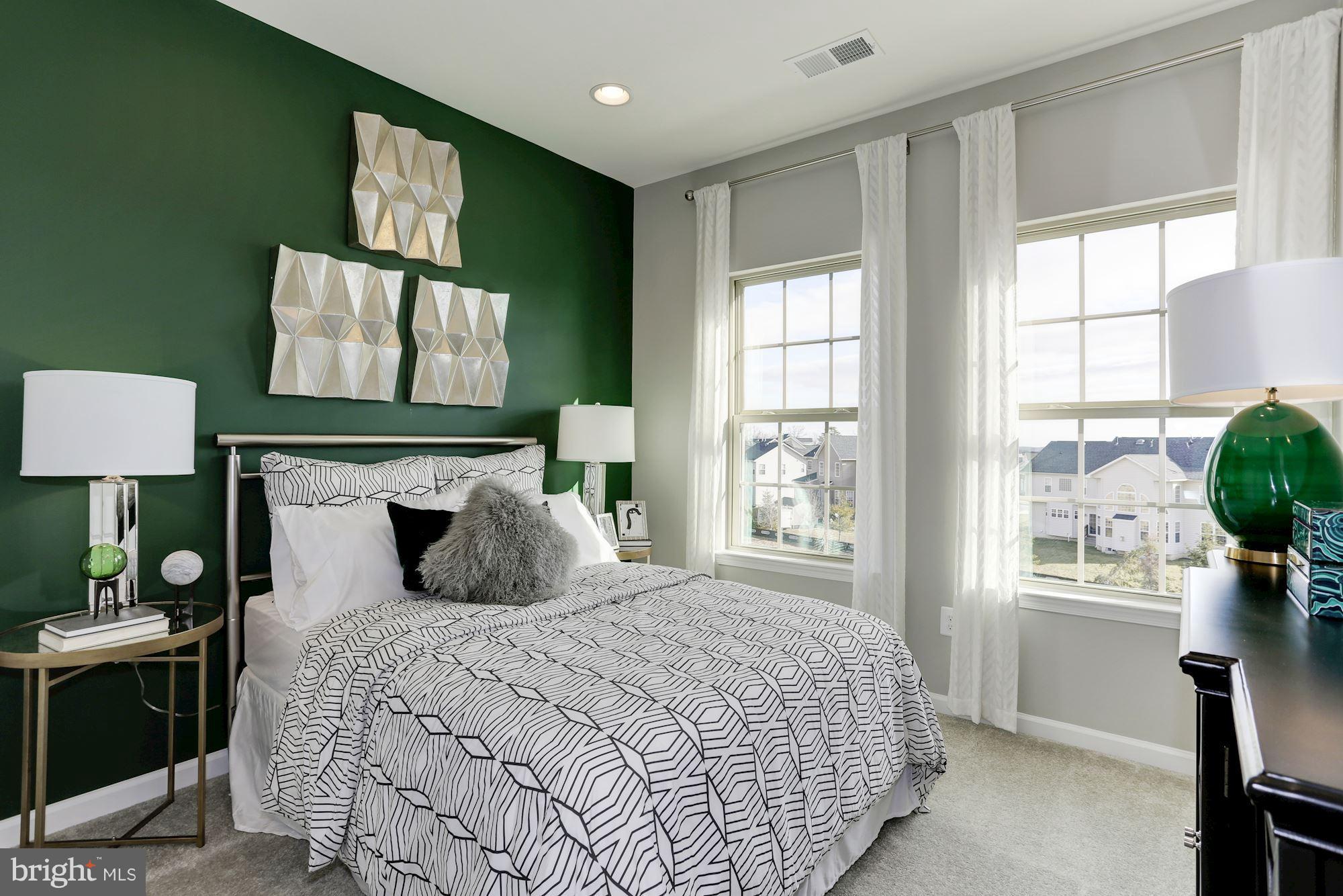 PARKSIDE - Residential