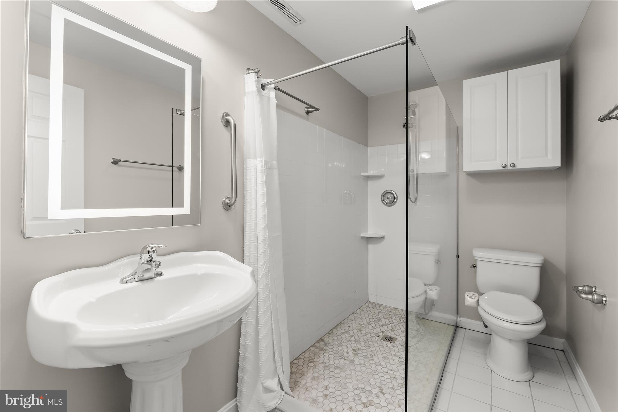 DIAMOND HILLS - Residential