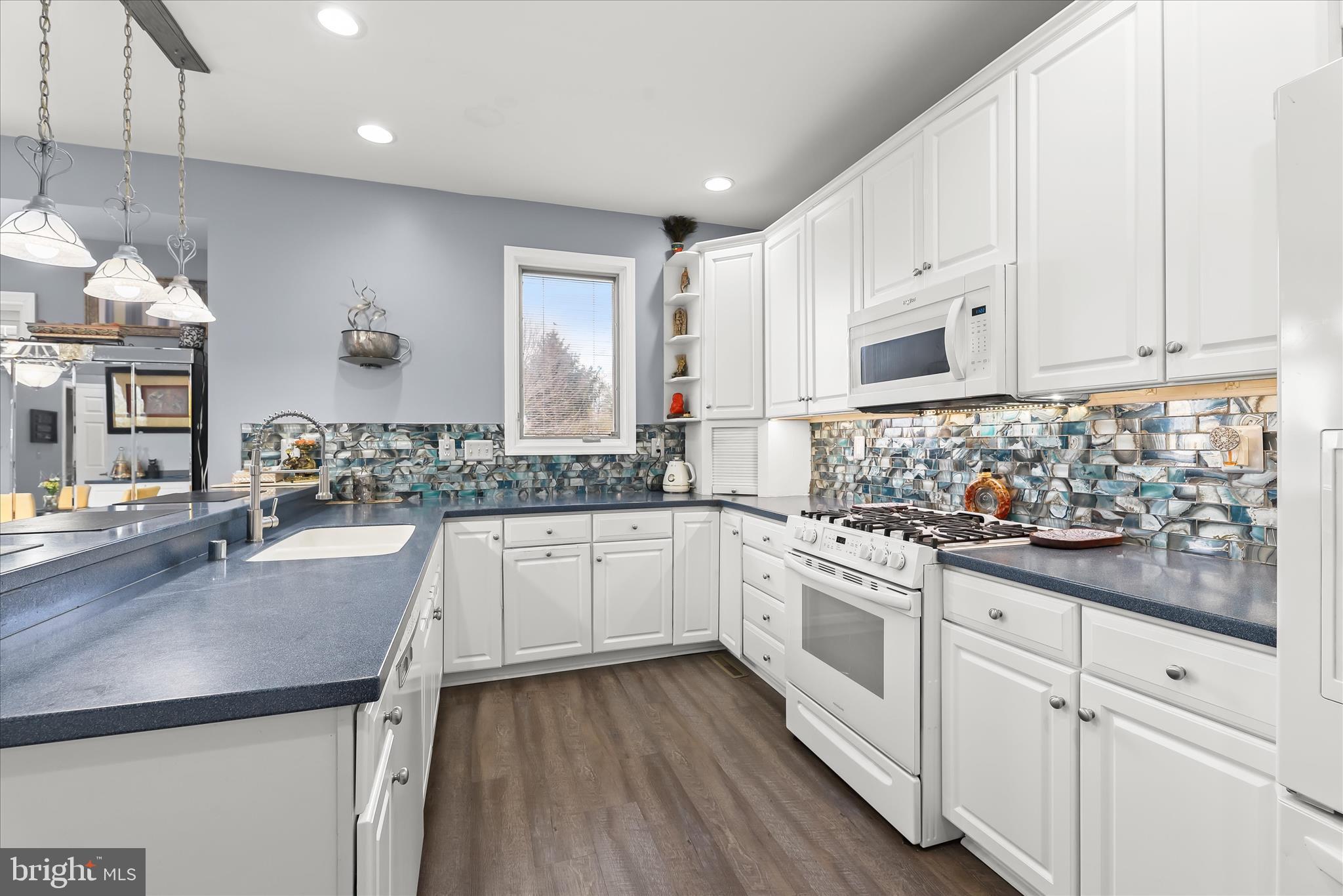 DIAMOND HILLS - Residential