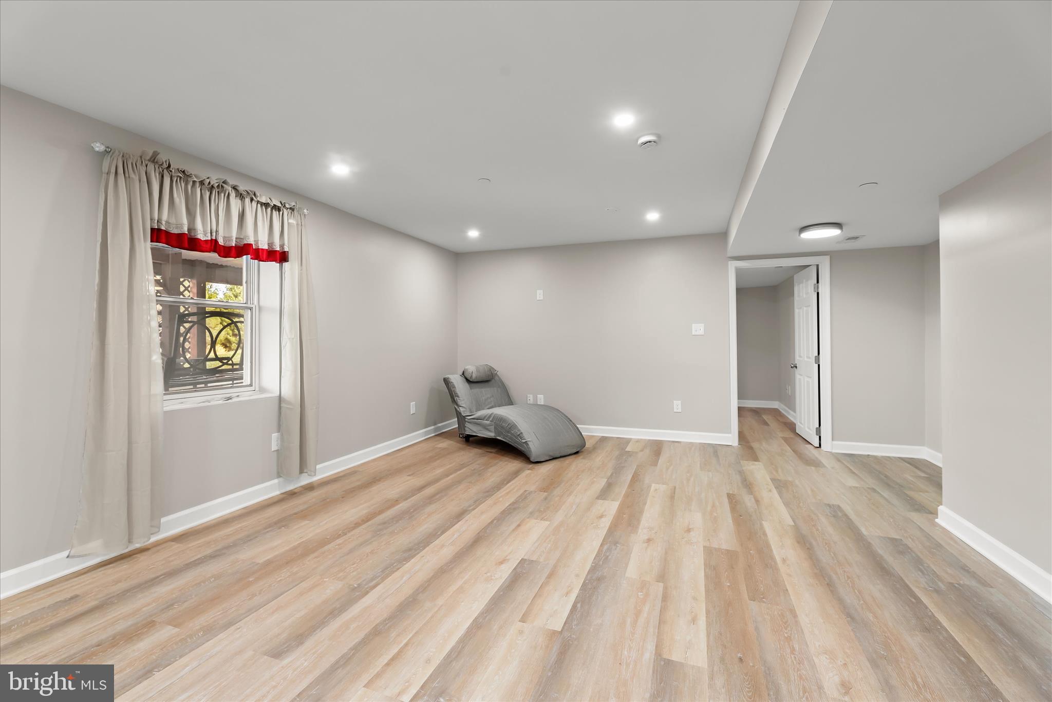 DIAMOND HILLS - Residential