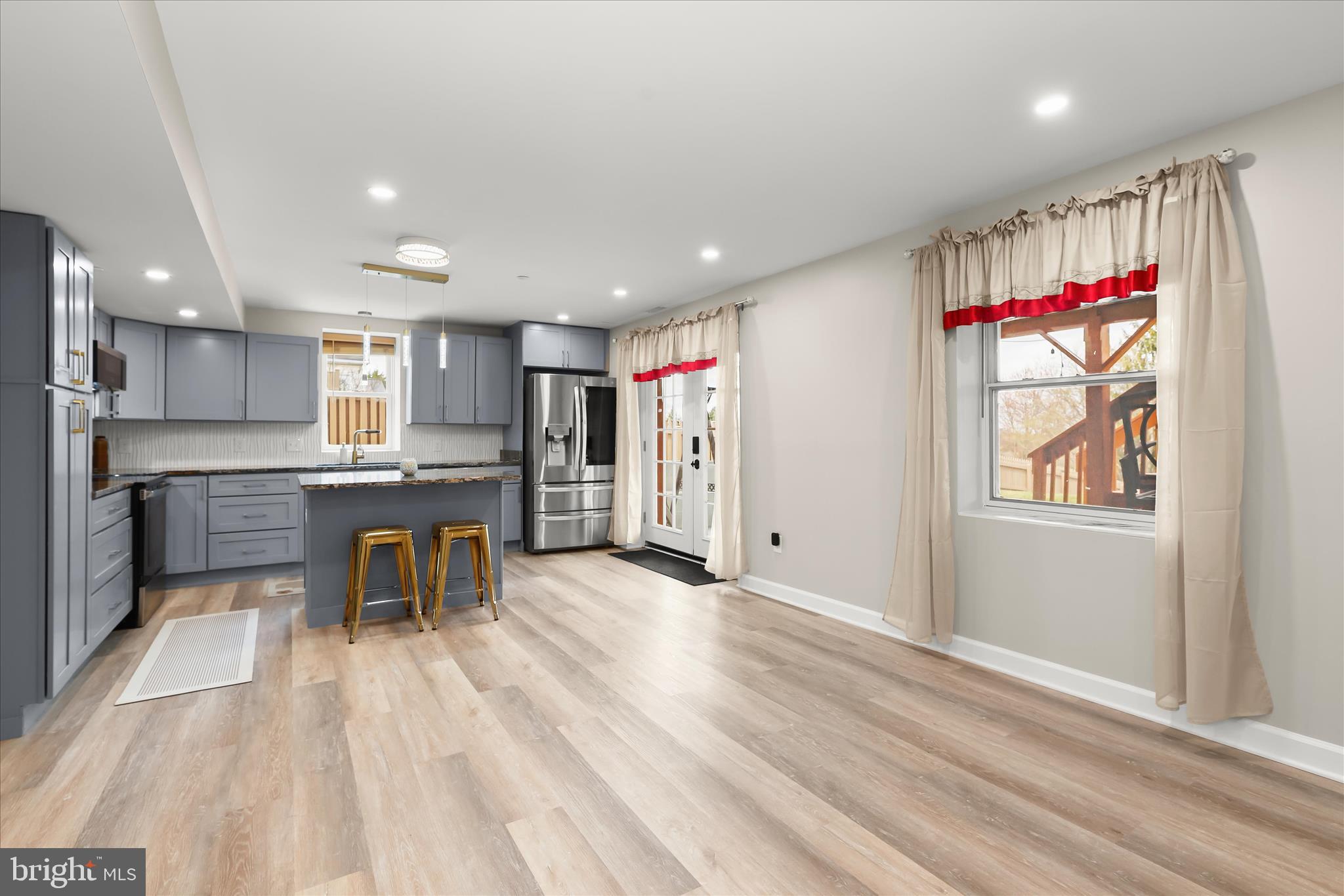 DIAMOND HILLS - Residential