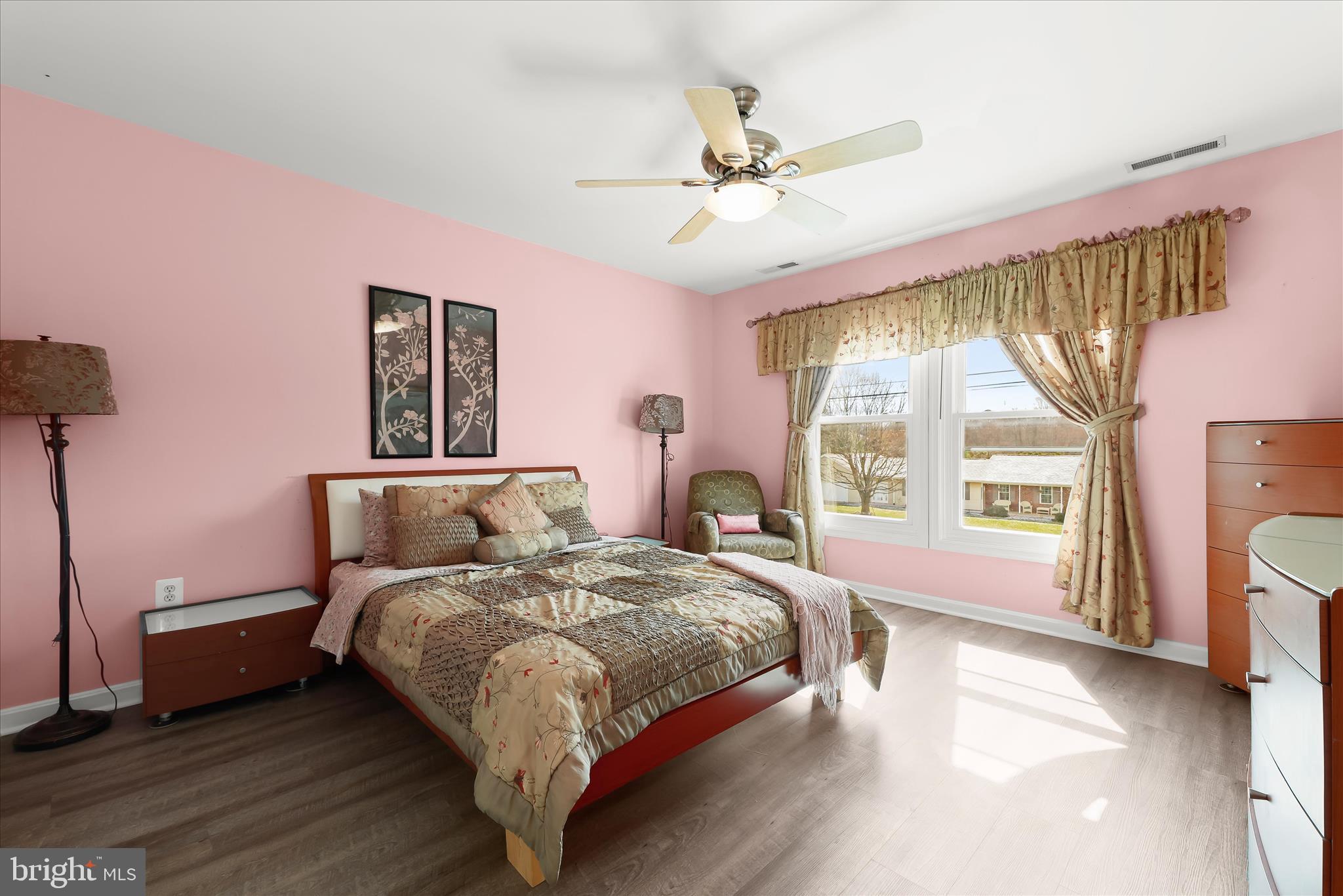 DIAMOND HILLS - Residential