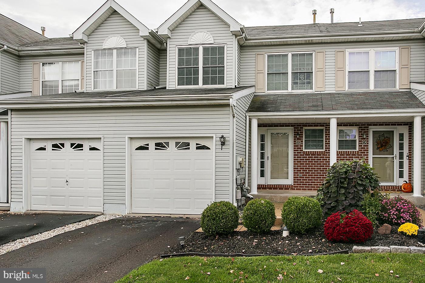 89 FORREST COURT