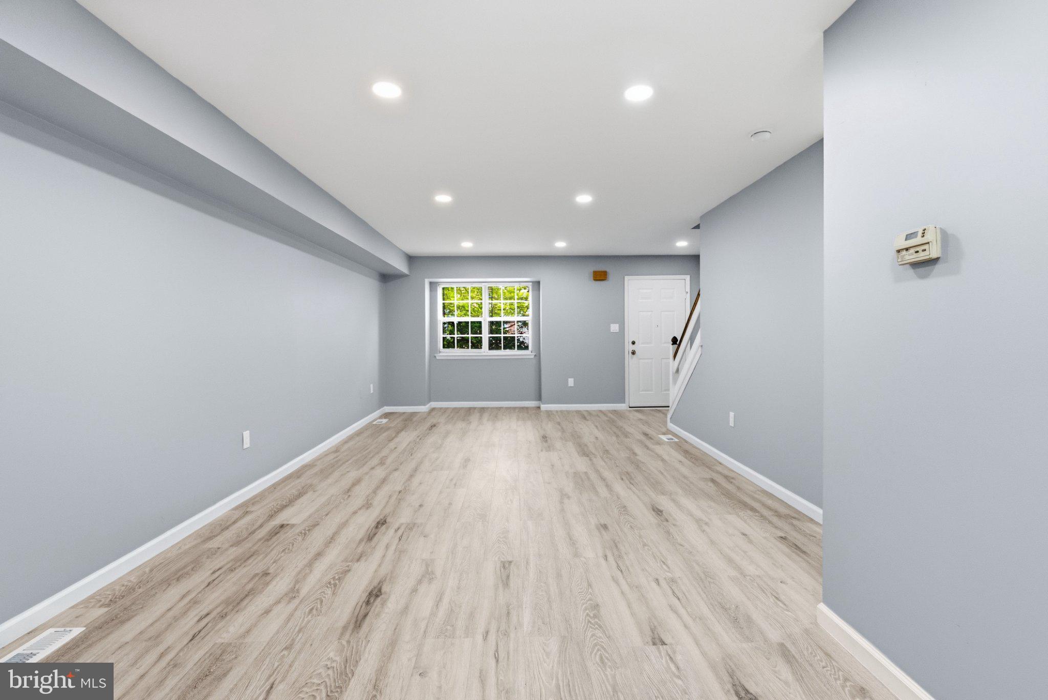 NORRISTOWN - Residential