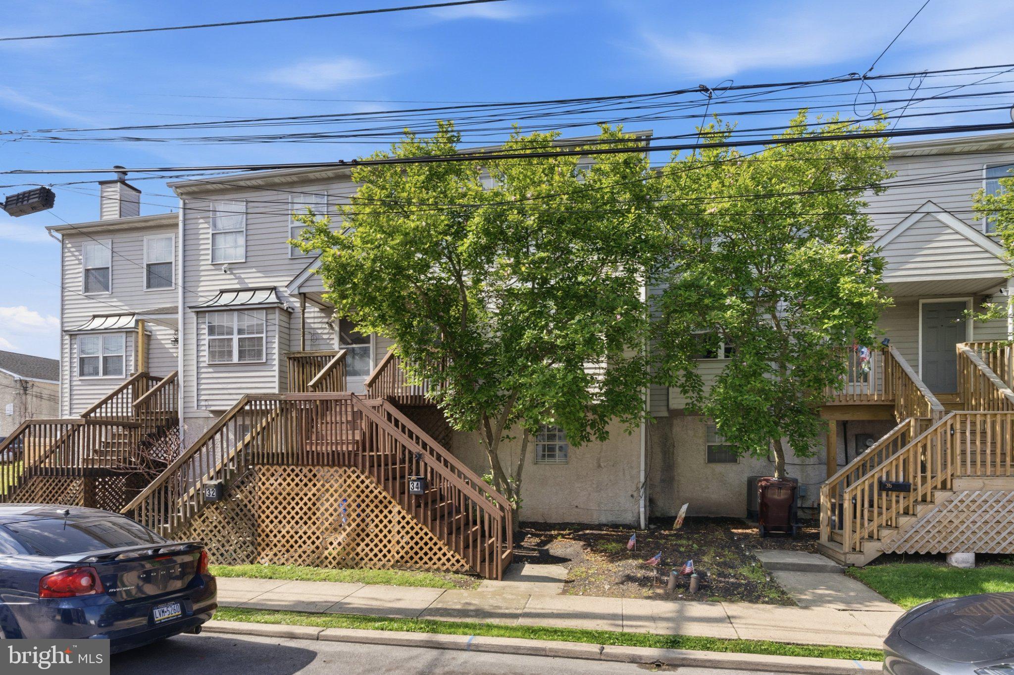 NORRISTOWN - Residential