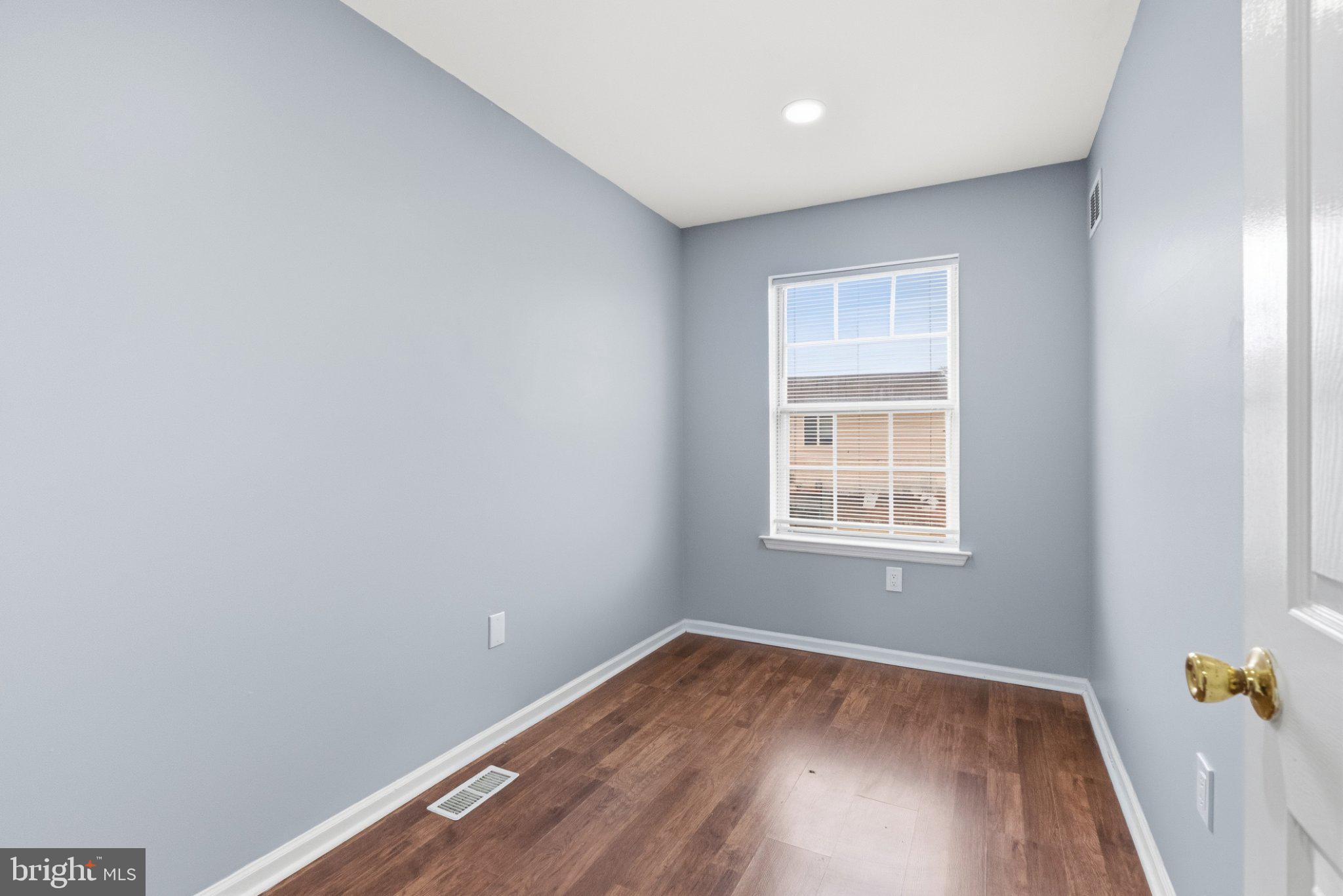 NORRISTOWN - Residential