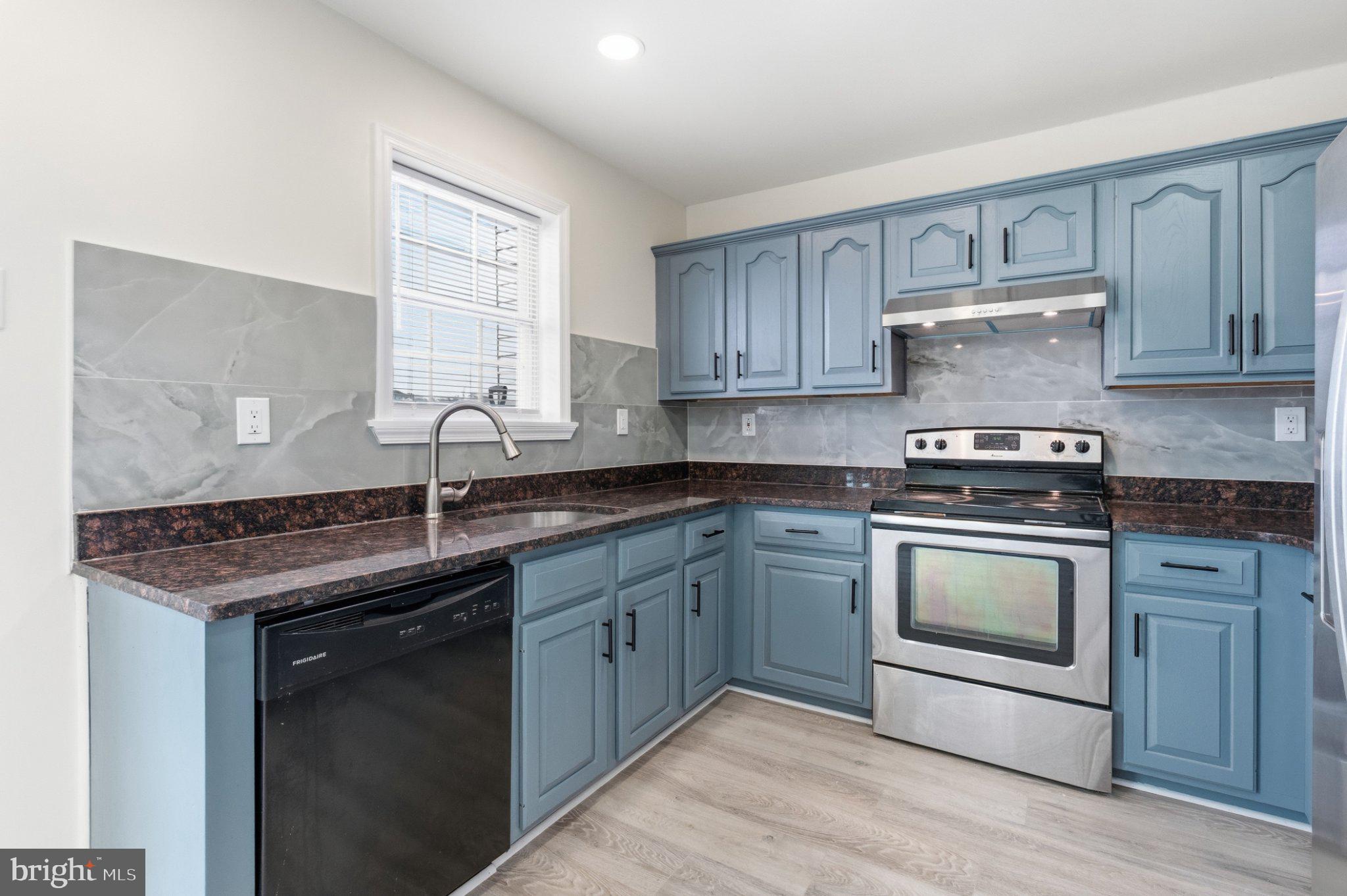 NORRISTOWN - Residential