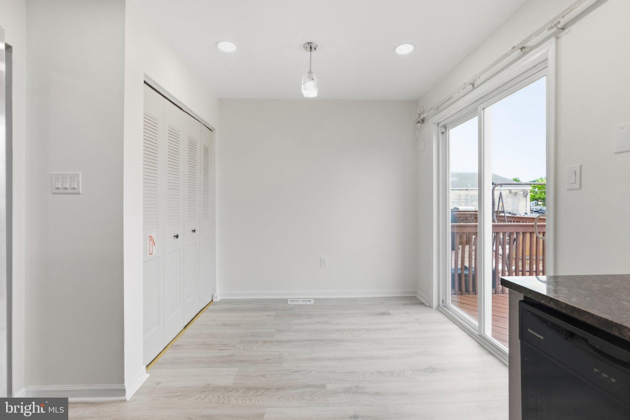 NORRISTOWN - Residential