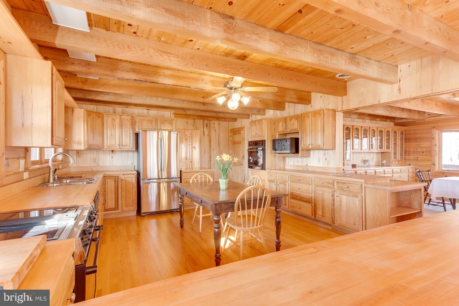 THUNDERBIRD HILLS - Residential