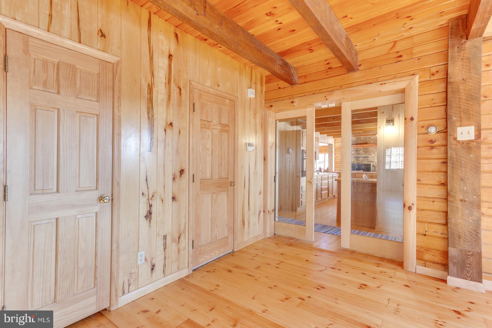 THUNDERBIRD HILLS - Residential