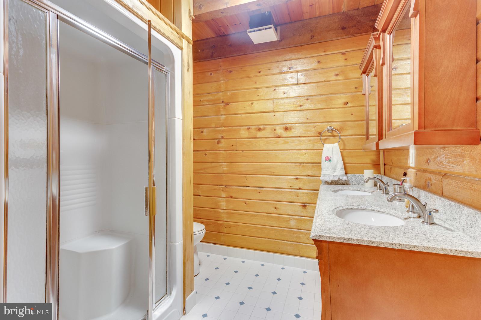 THUNDERBIRD HILLS - Residential