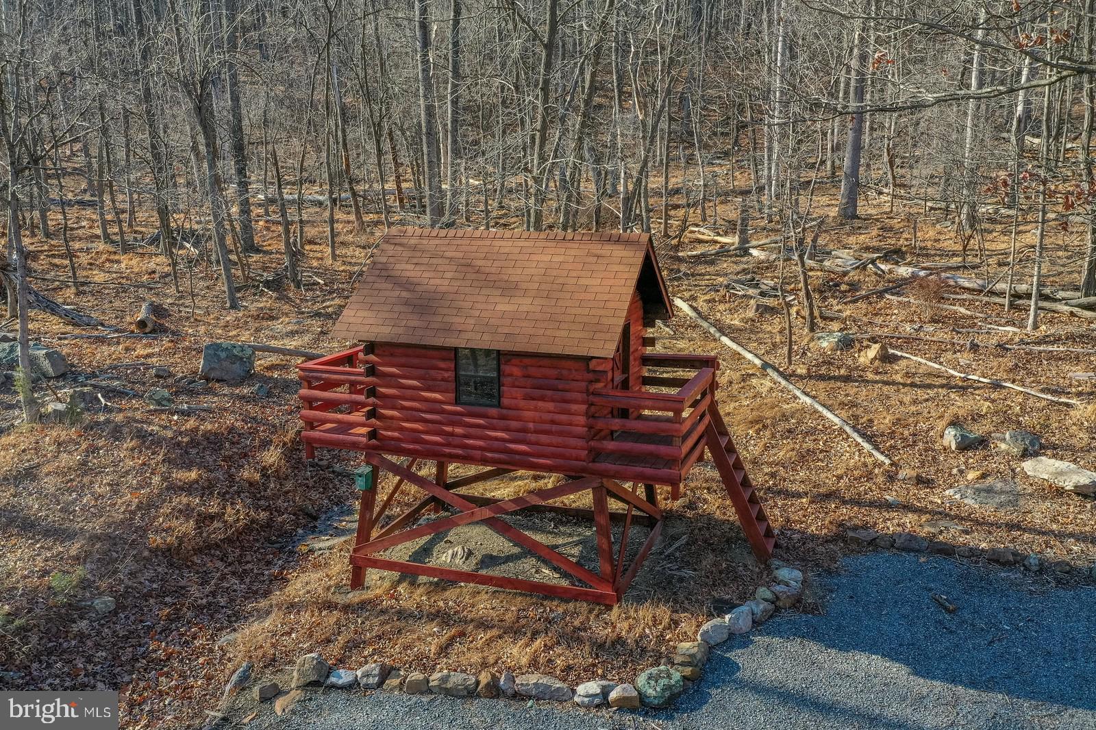 THUNDERBIRD HILLS - Residential