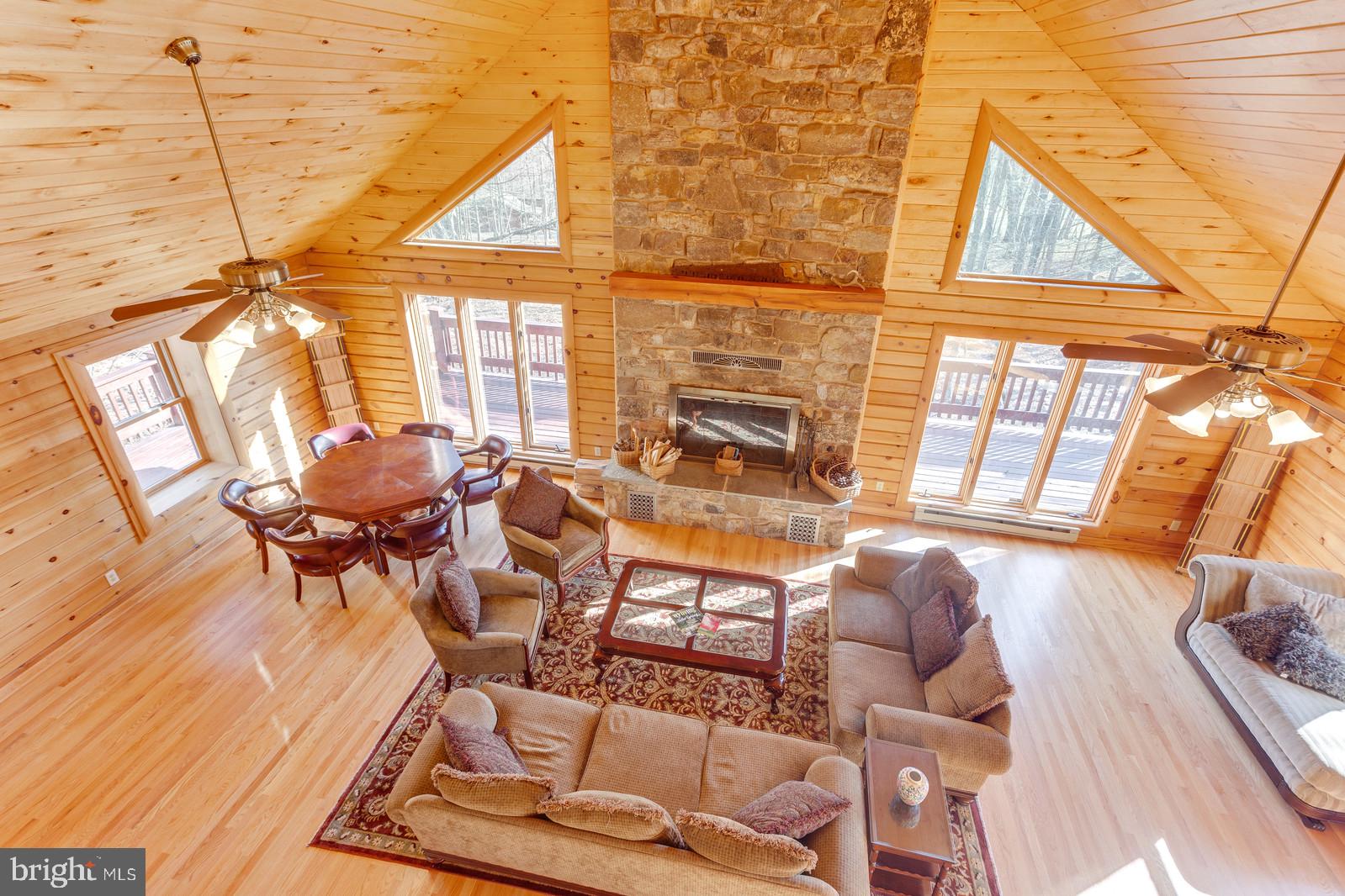 THUNDERBIRD HILLS - Residential