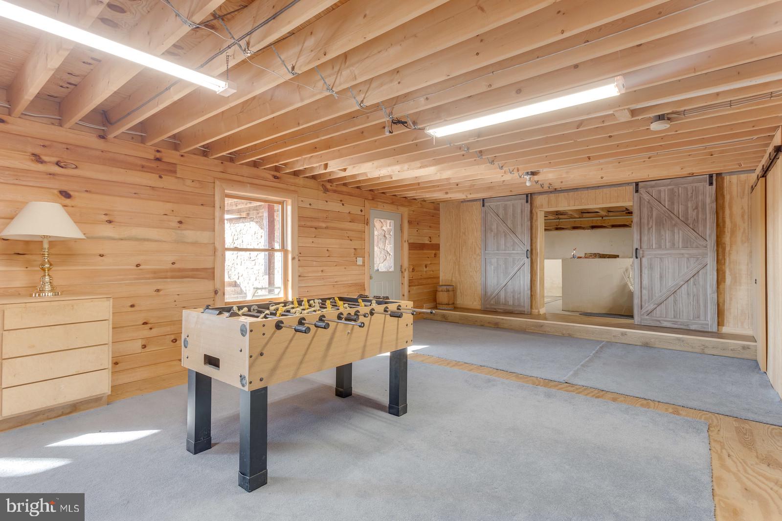 THUNDERBIRD HILLS - Residential