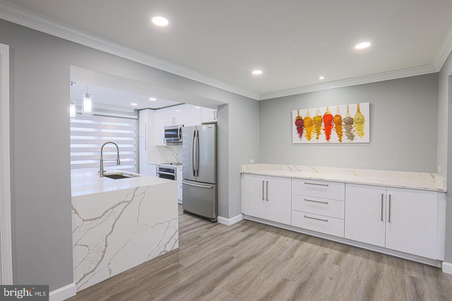 2734 QUARRY HEIGHTS WAY