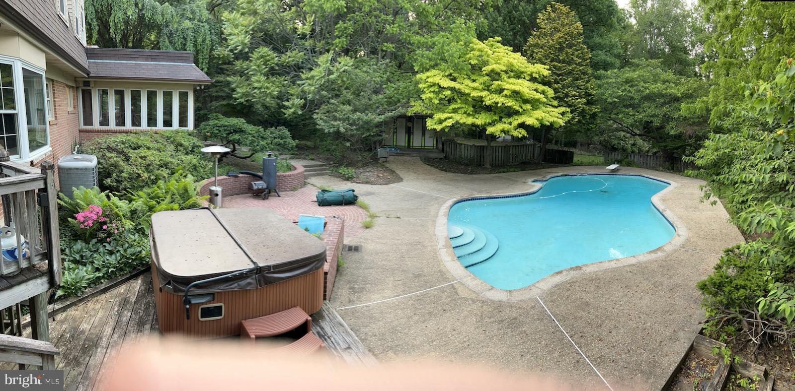 CHESTNUT HILL FARMS - Residential