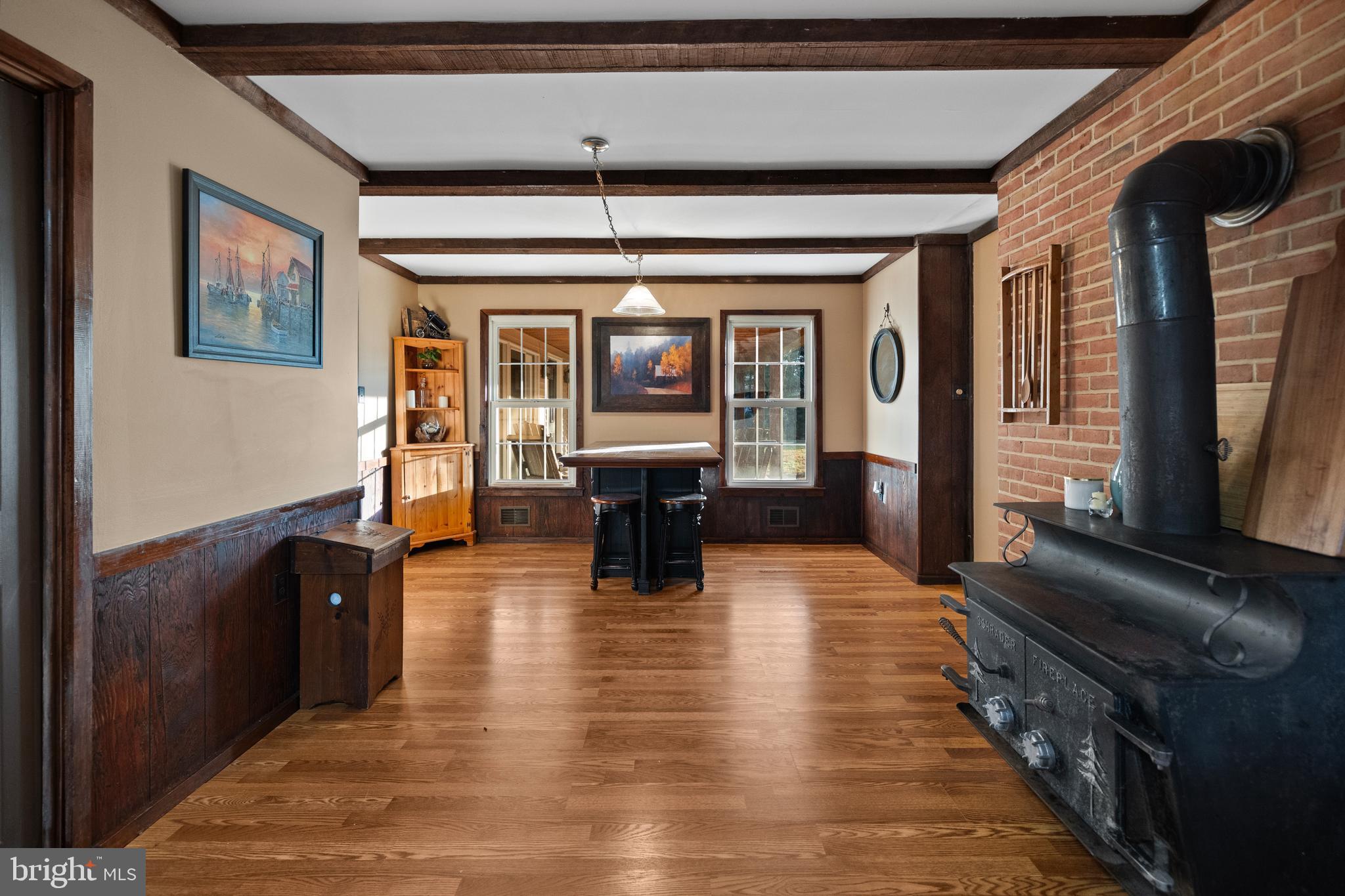 CHESTNUT HILL FARMS - Residential