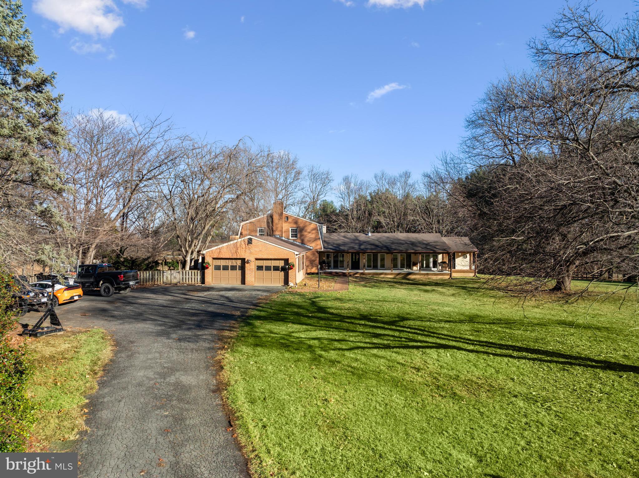 CHESTNUT HILL FARMS - Residential