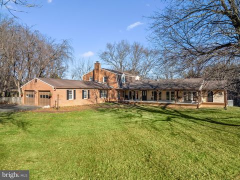 42024 BRIGHTWOOD LANE LEESBURG VA 20176