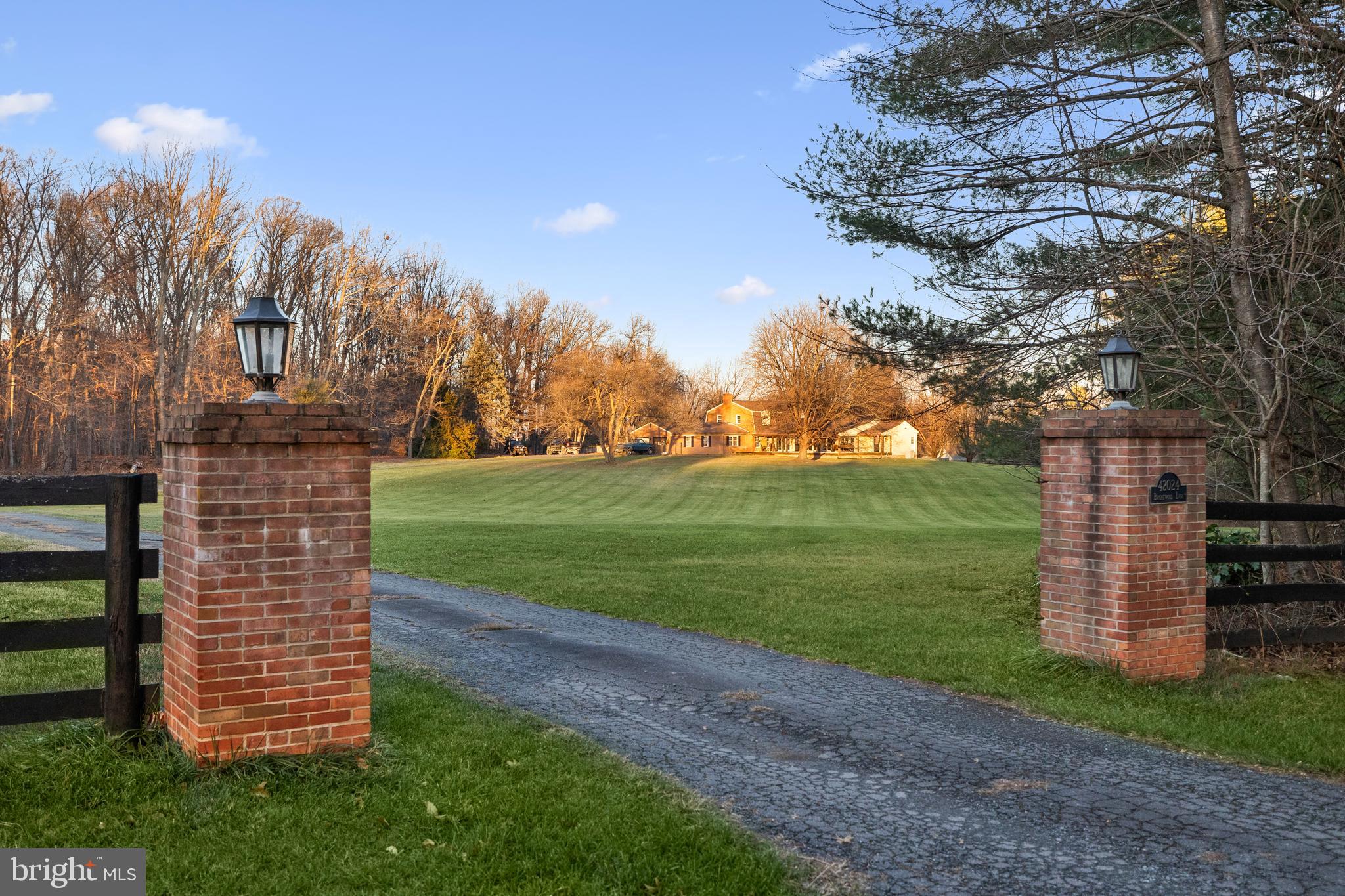 CHESTNUT HILL FARMS - Residential