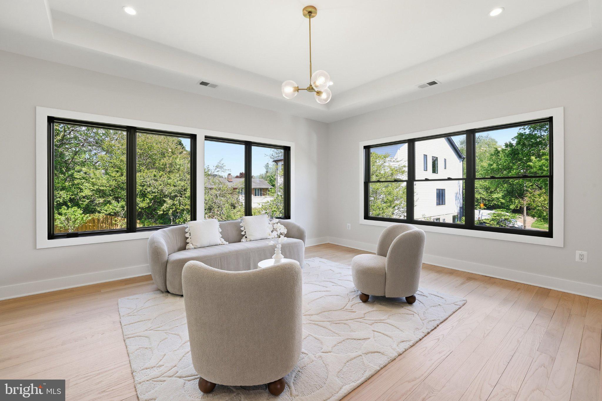 GRASS RIDGE - Residential