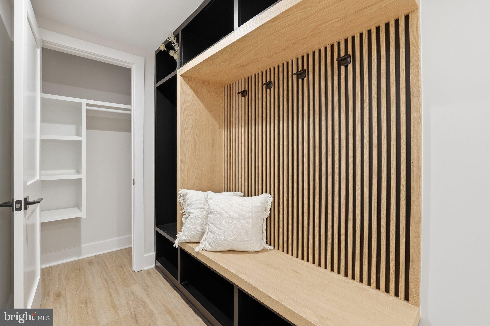 GRASS RIDGE - Residential
