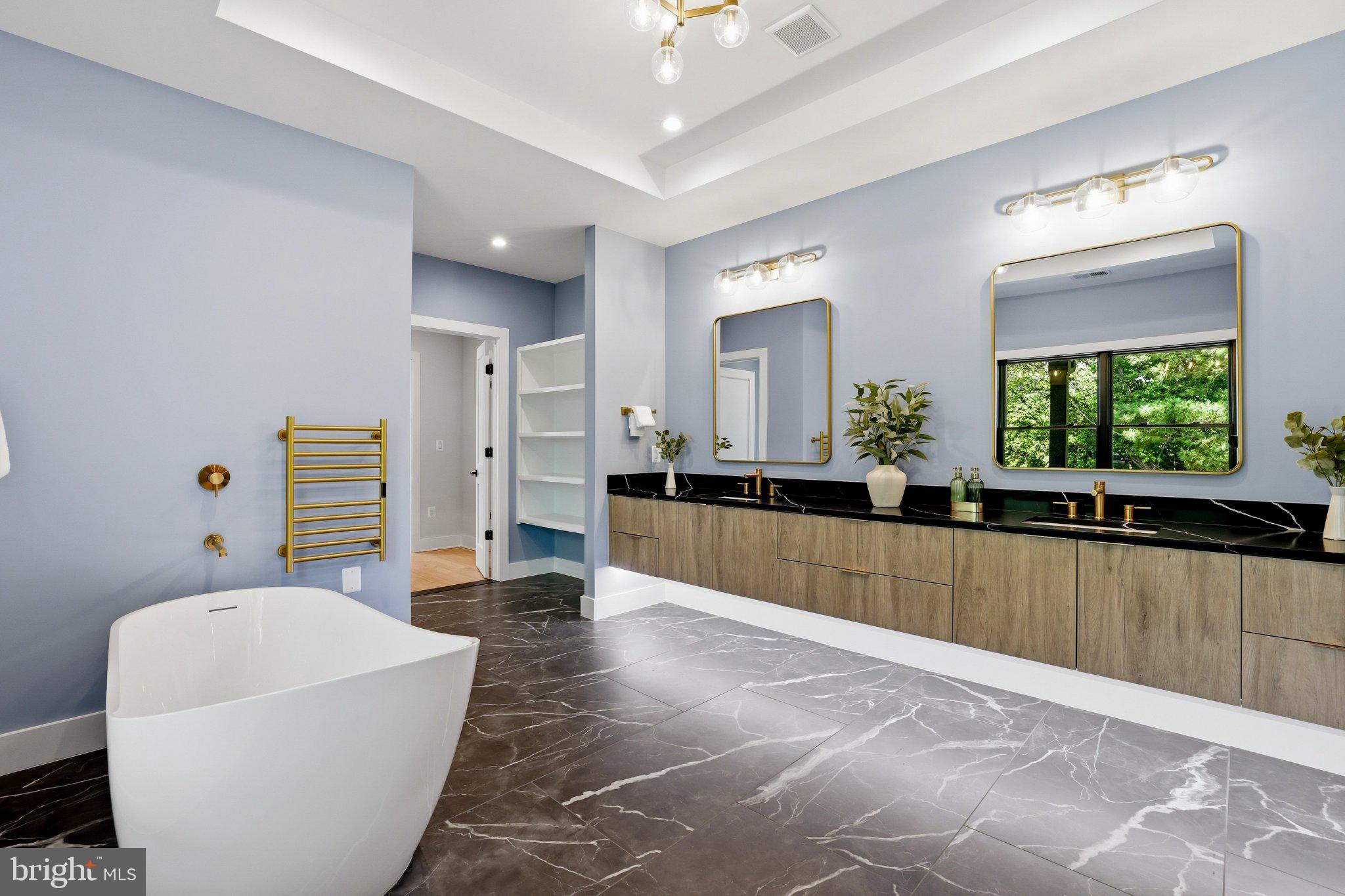 GRASS RIDGE - Residential
