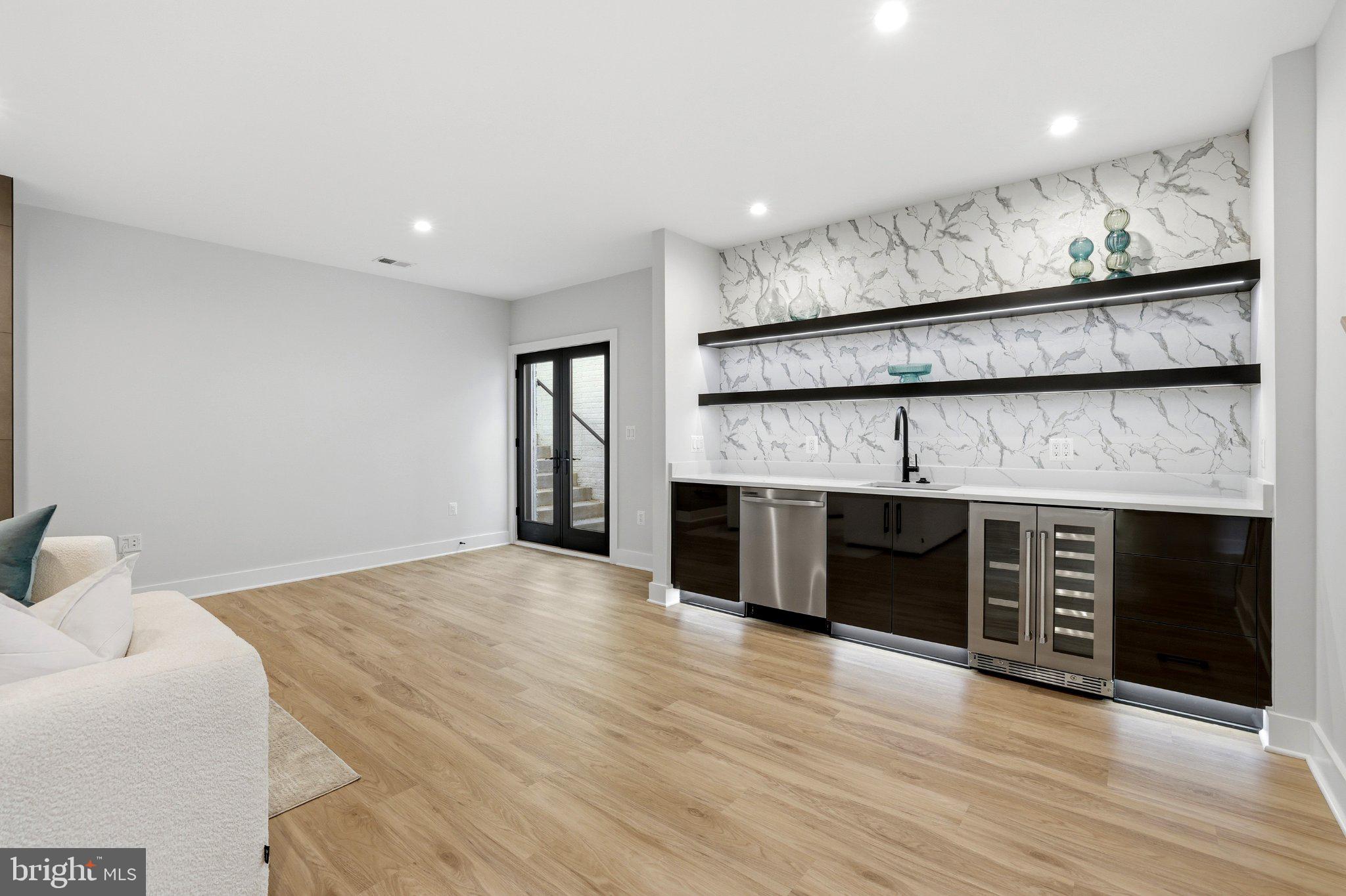 GRASS RIDGE - Residential
