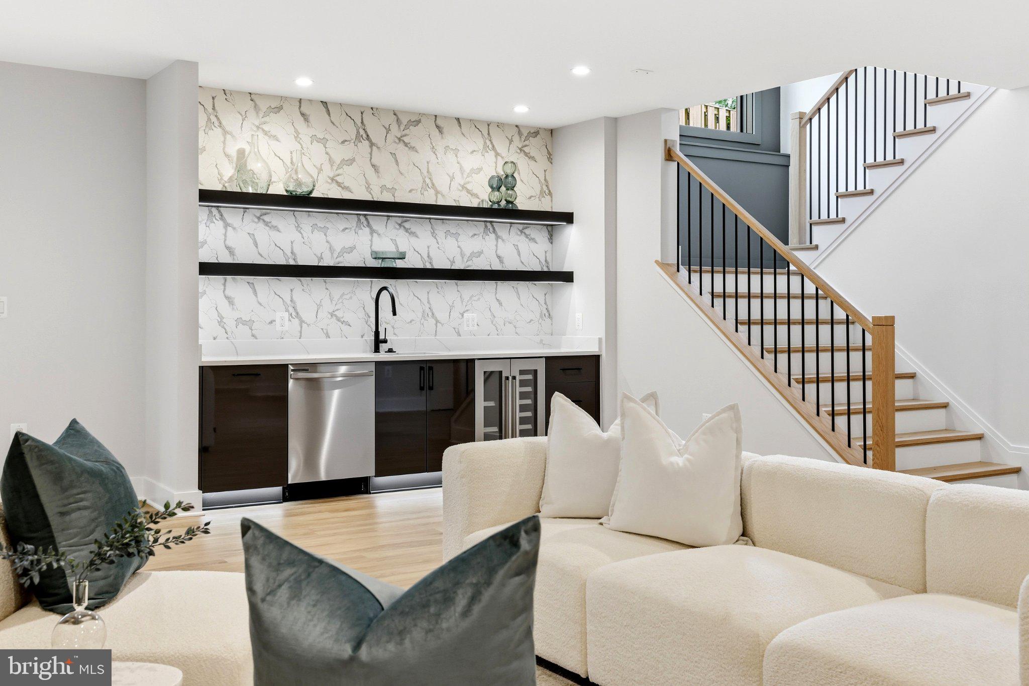GRASS RIDGE - Residential