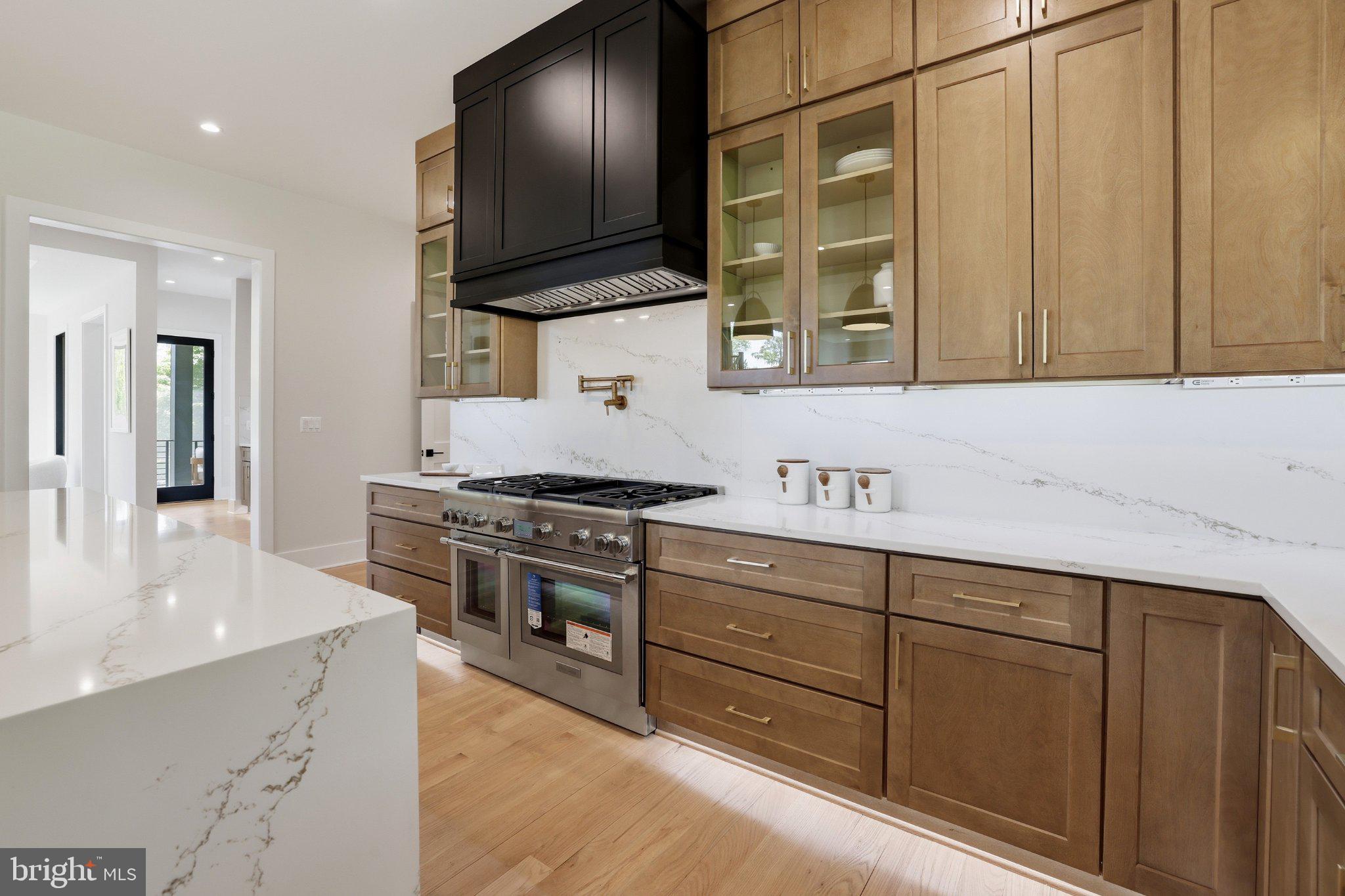 GRASS RIDGE - Residential