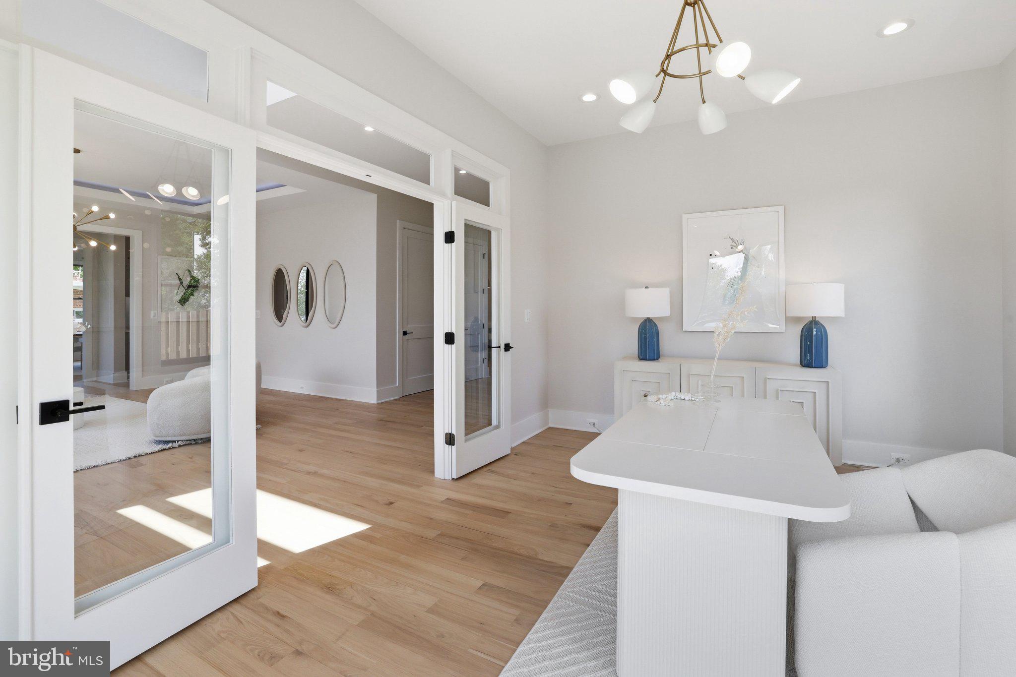 GRASS RIDGE - Residential