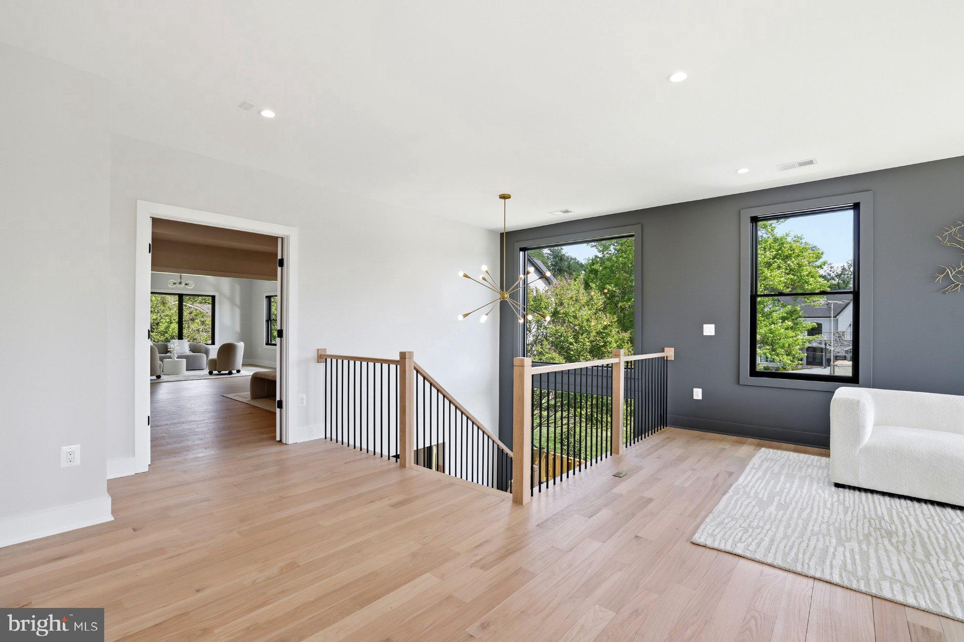 GRASS RIDGE - Residential