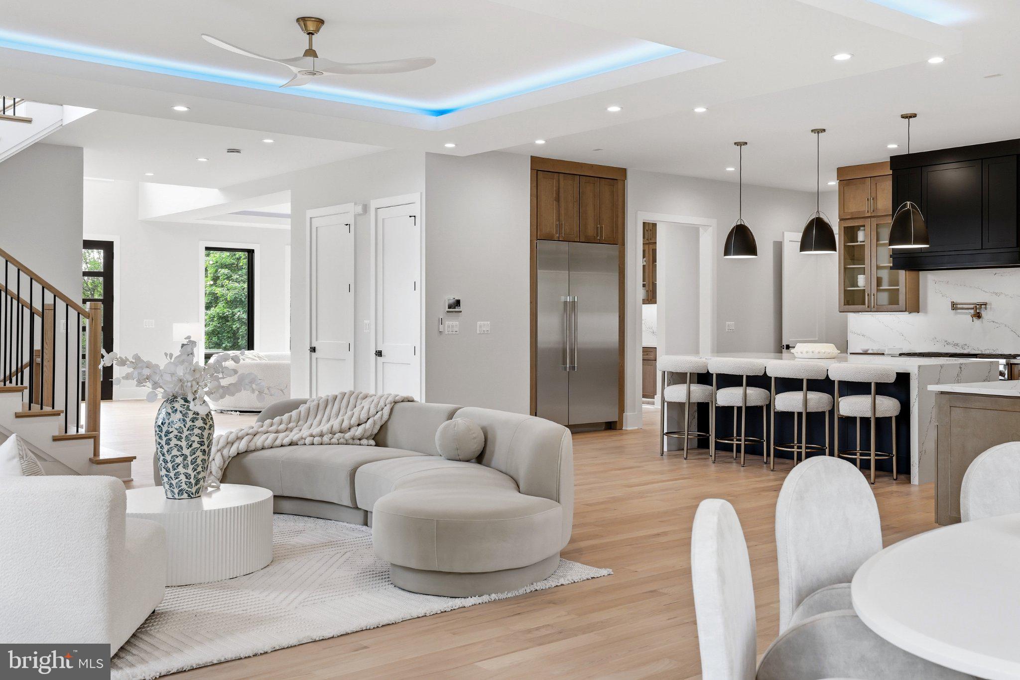 GRASS RIDGE - Residential