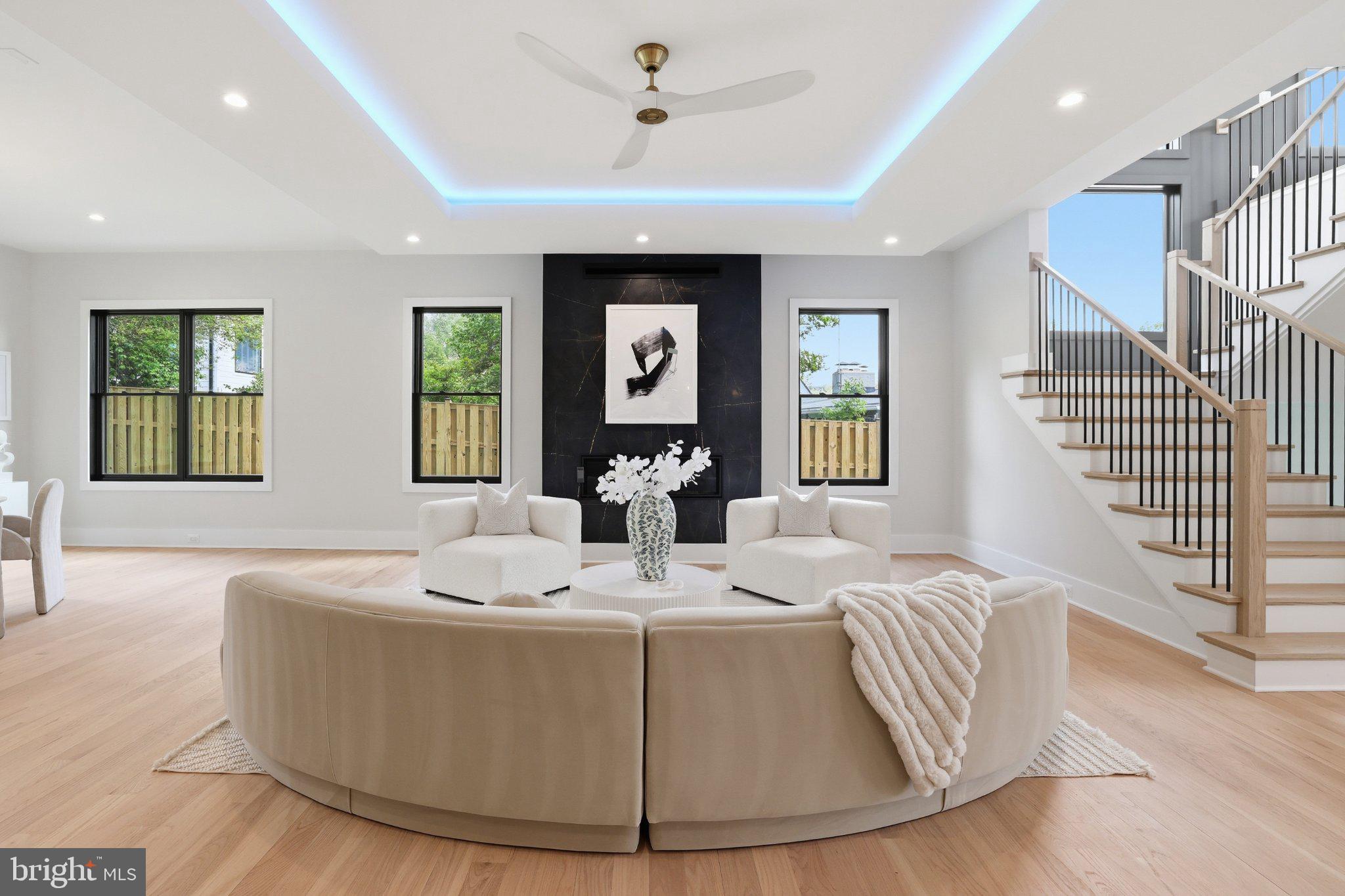 GRASS RIDGE - Residential