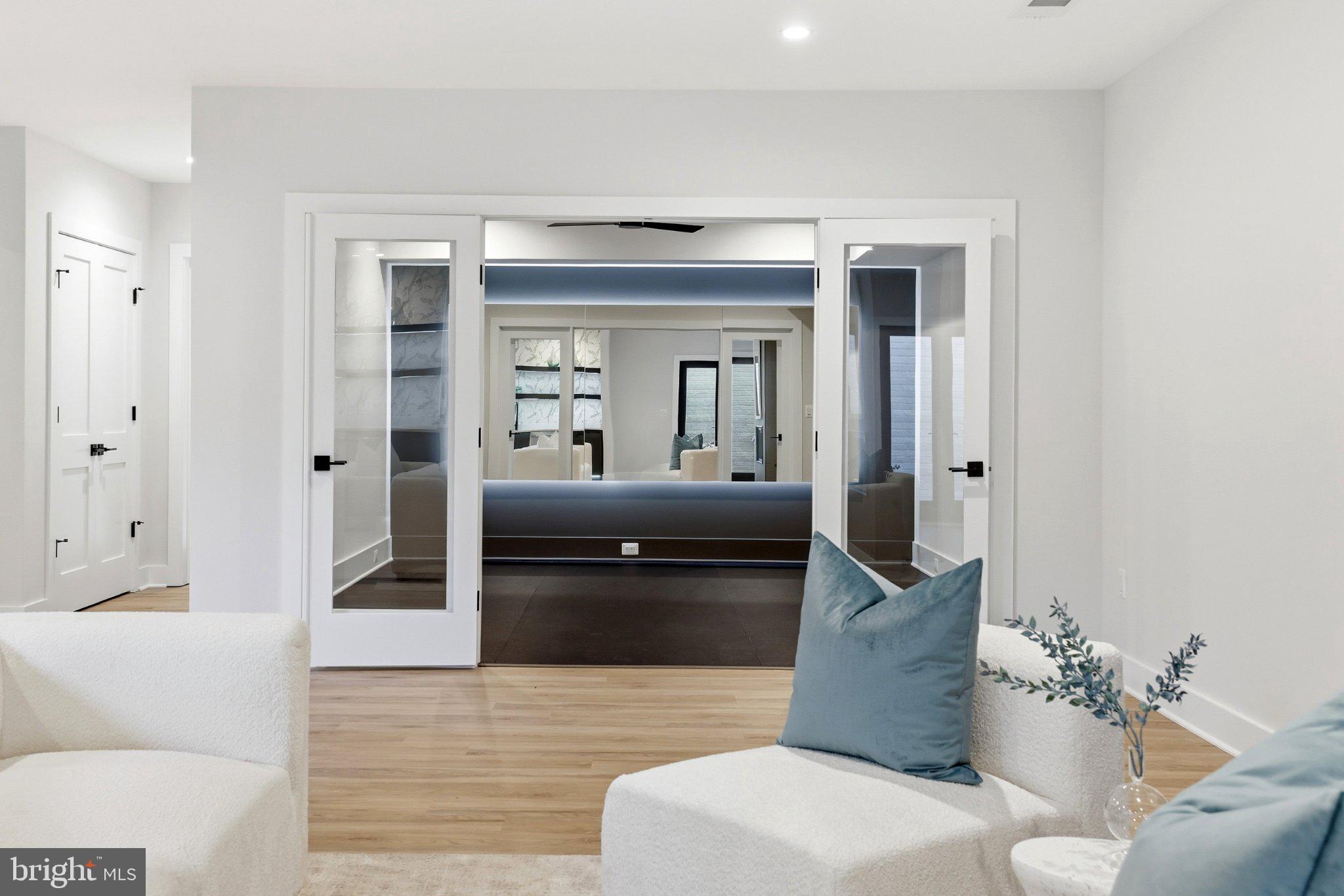 GRASS RIDGE - Residential