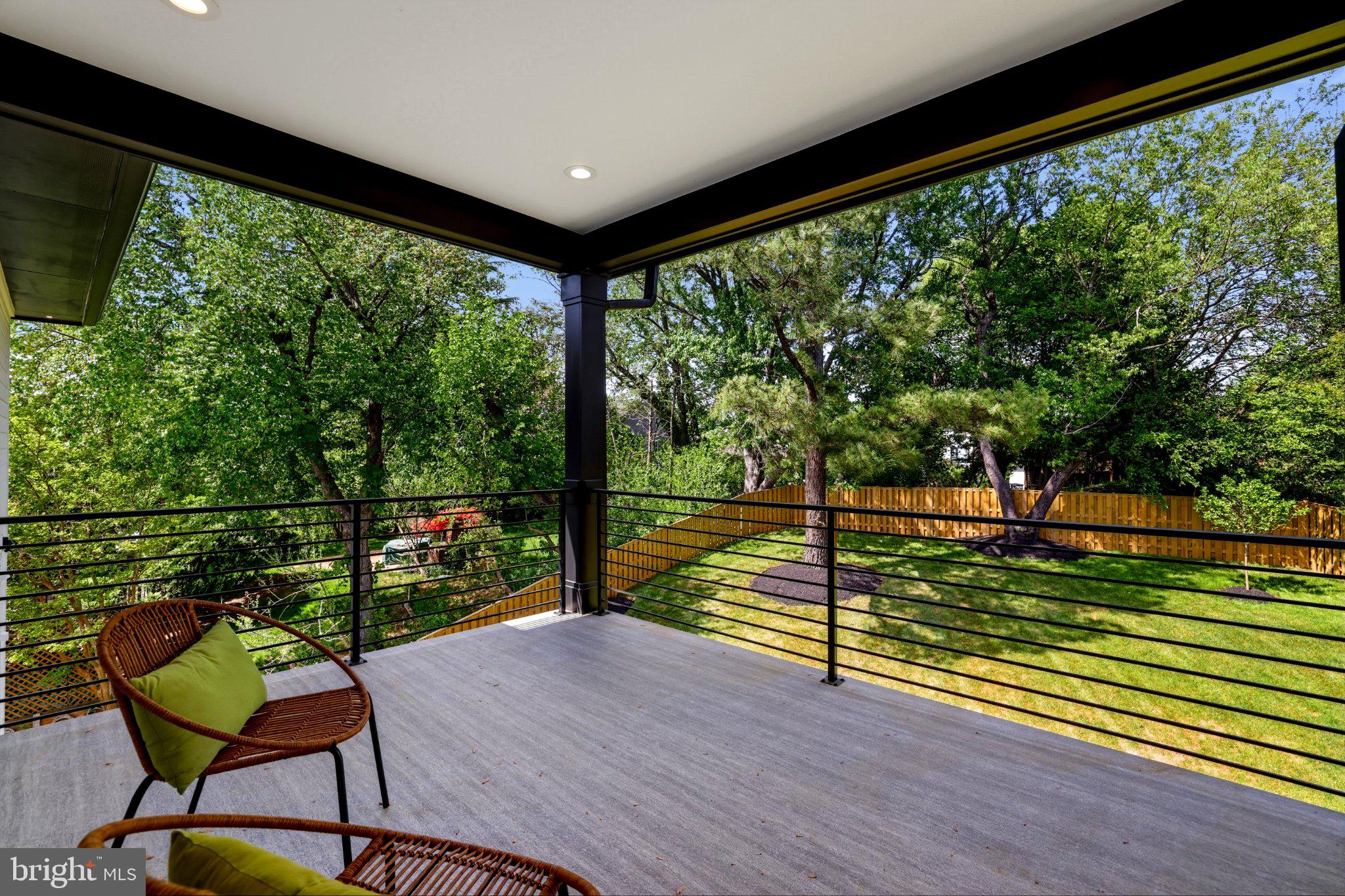 GRASS RIDGE - Residential