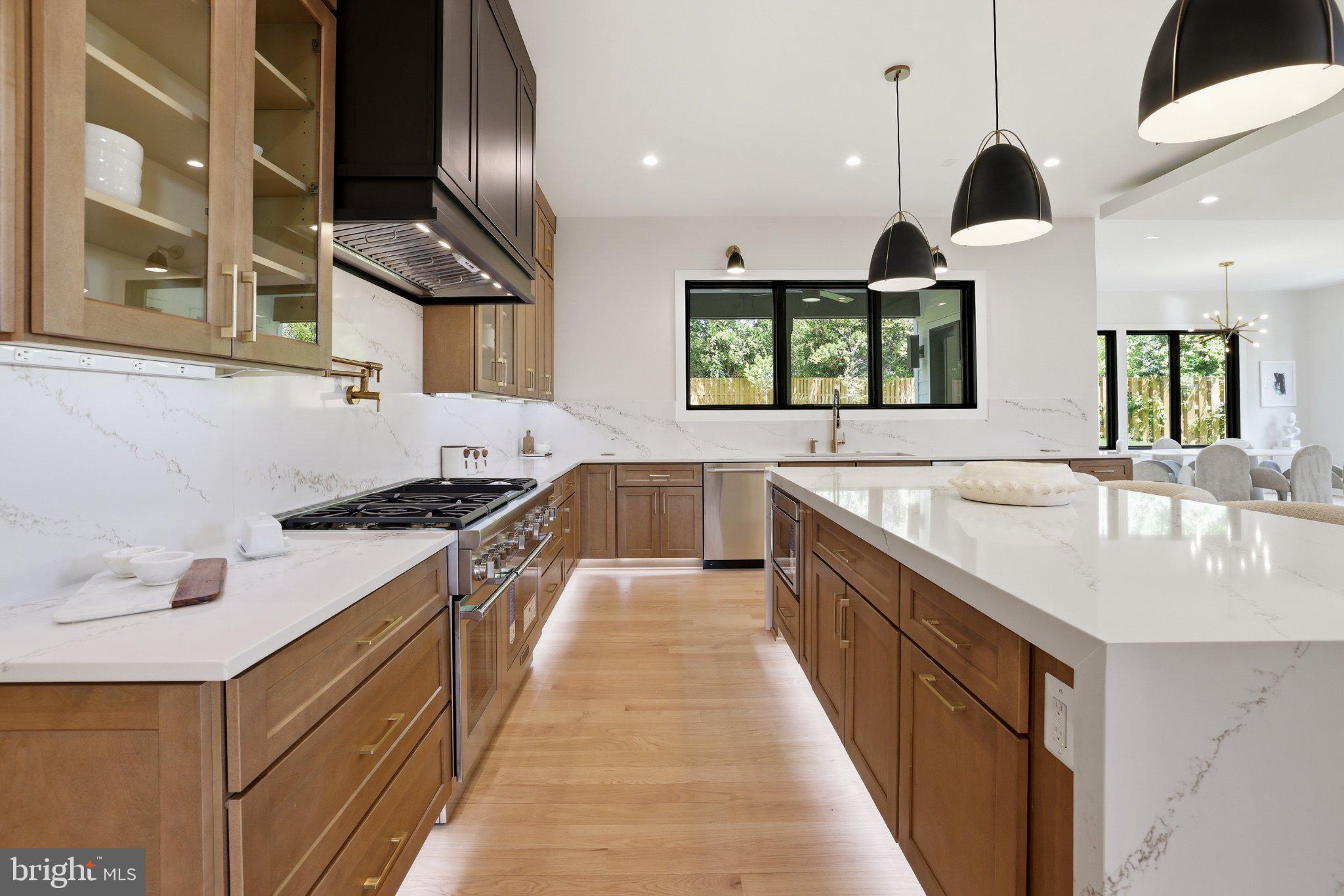 GRASS RIDGE - Residential