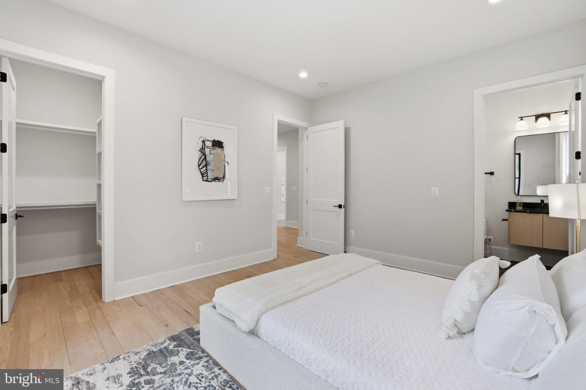 GRASS RIDGE - Residential