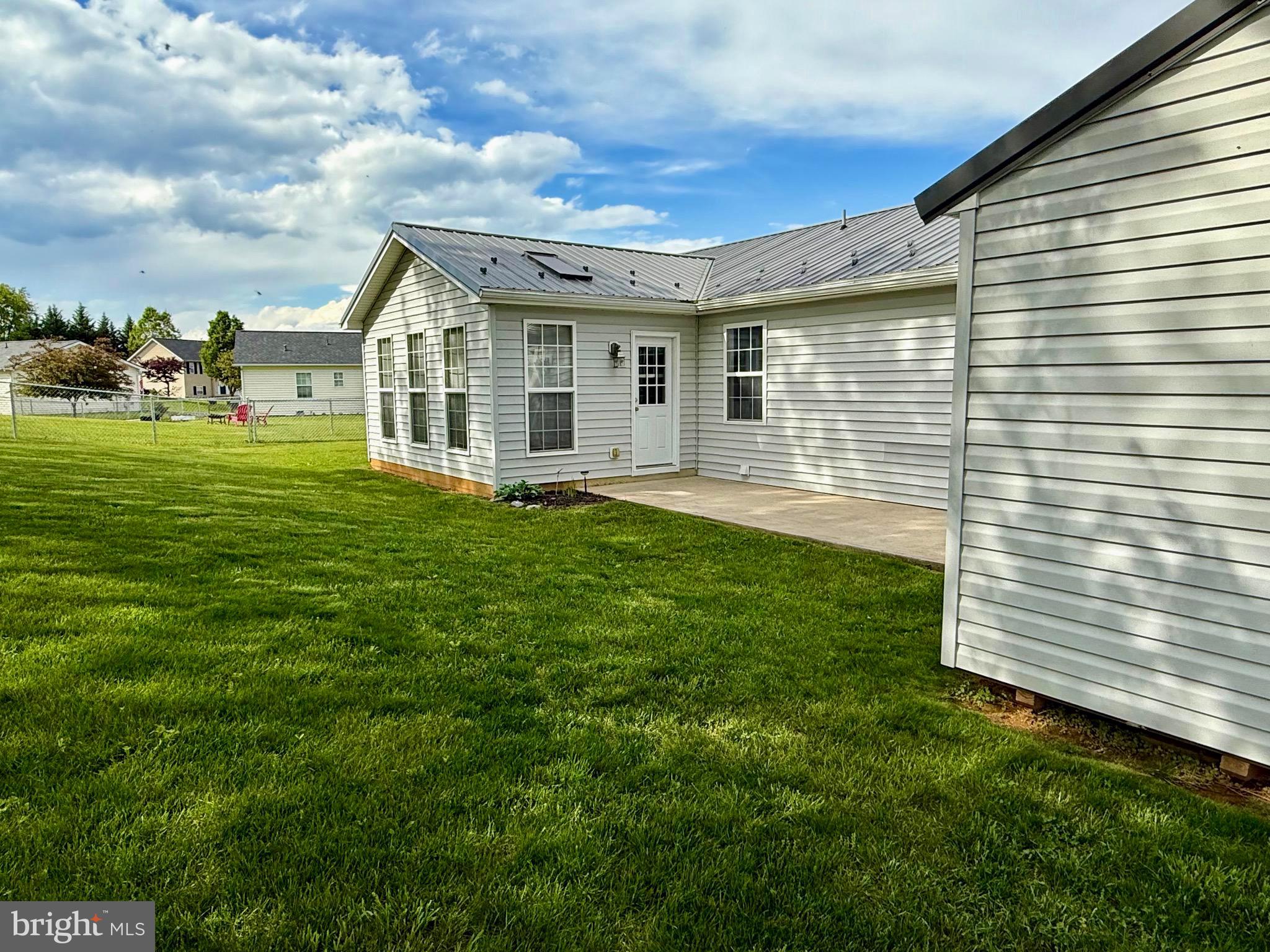 RIDGEFIELD - Residential