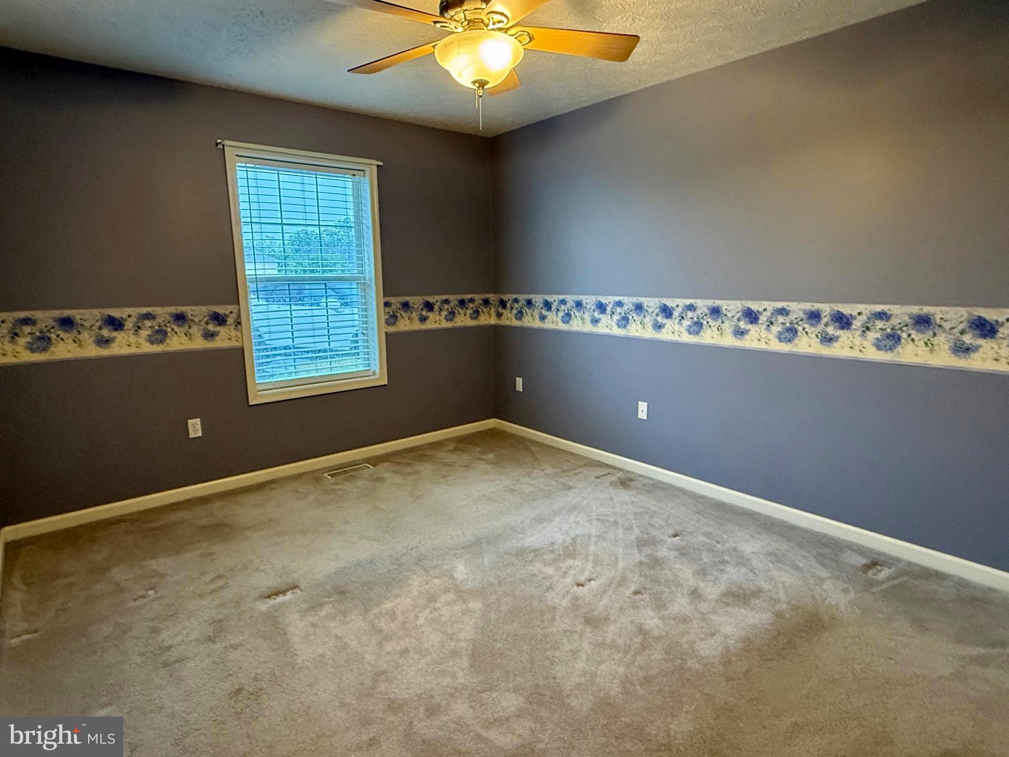 RIDGEFIELD - Residential