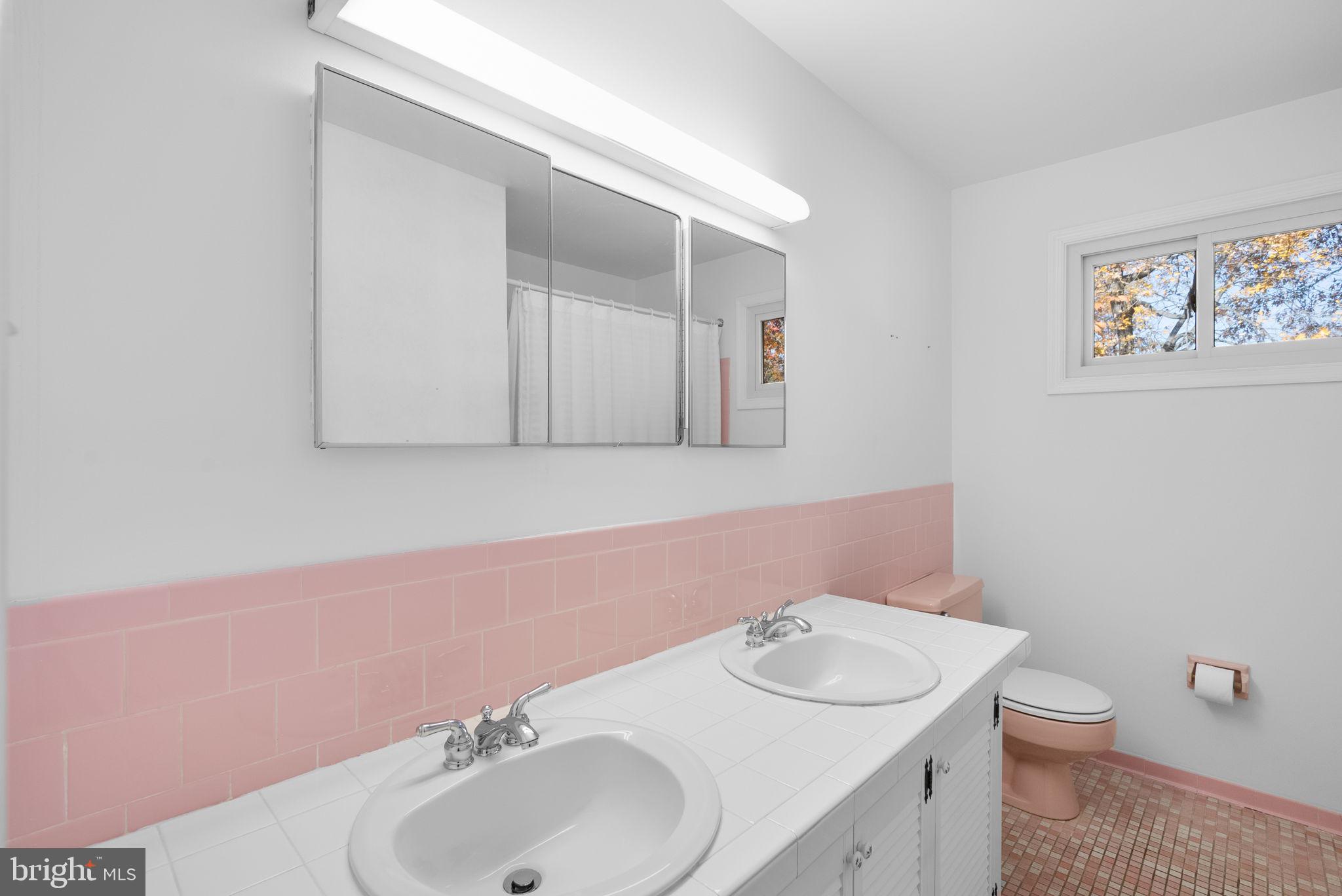 BOXWOOD VILLAGE - Residential