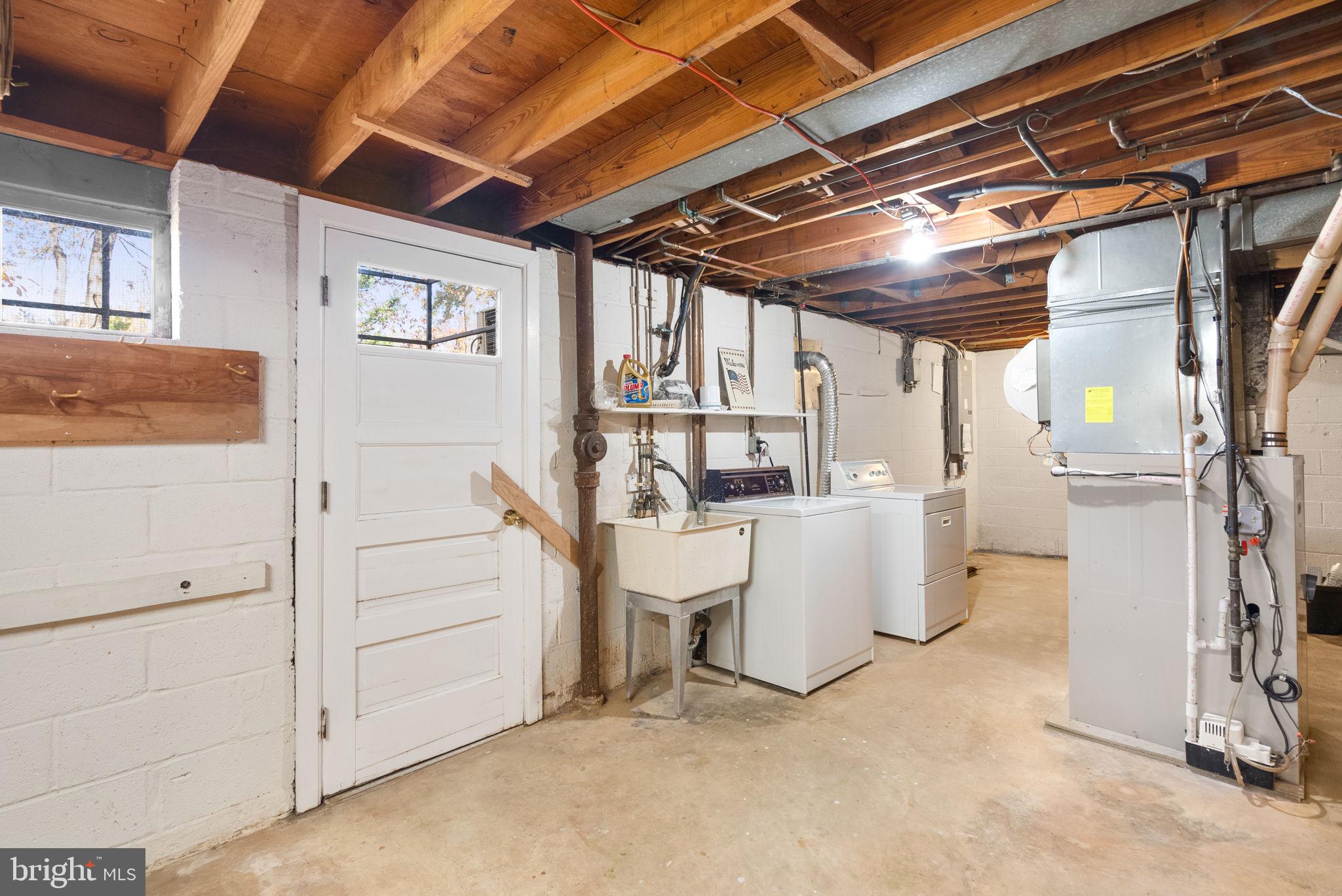 BOXWOOD VILLAGE - Residential