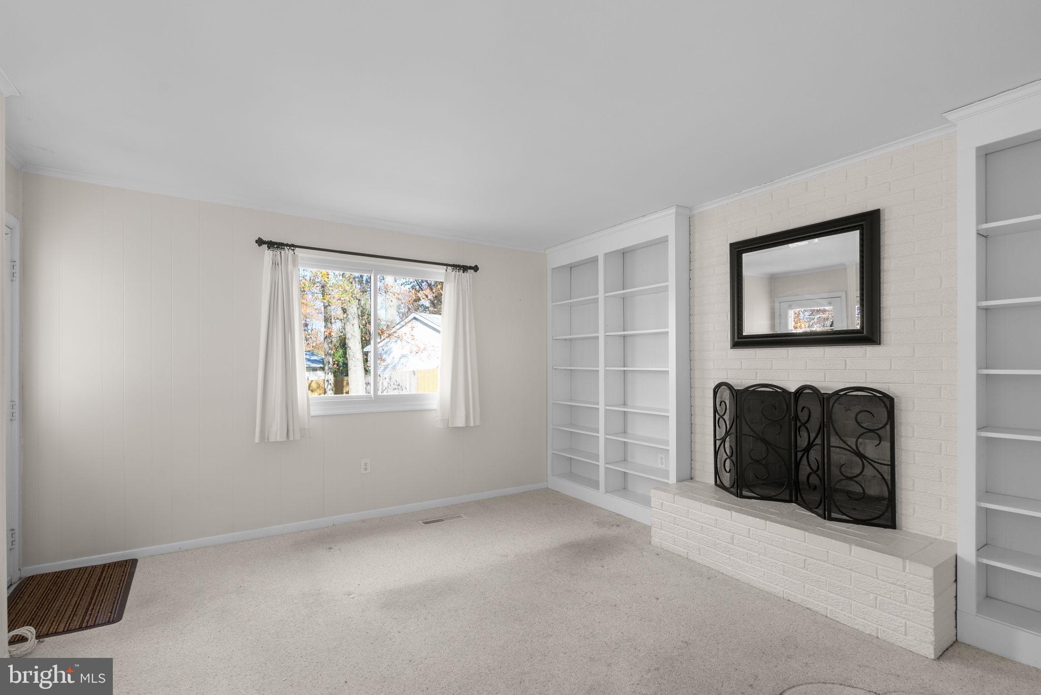 BOXWOOD VILLAGE - Residential