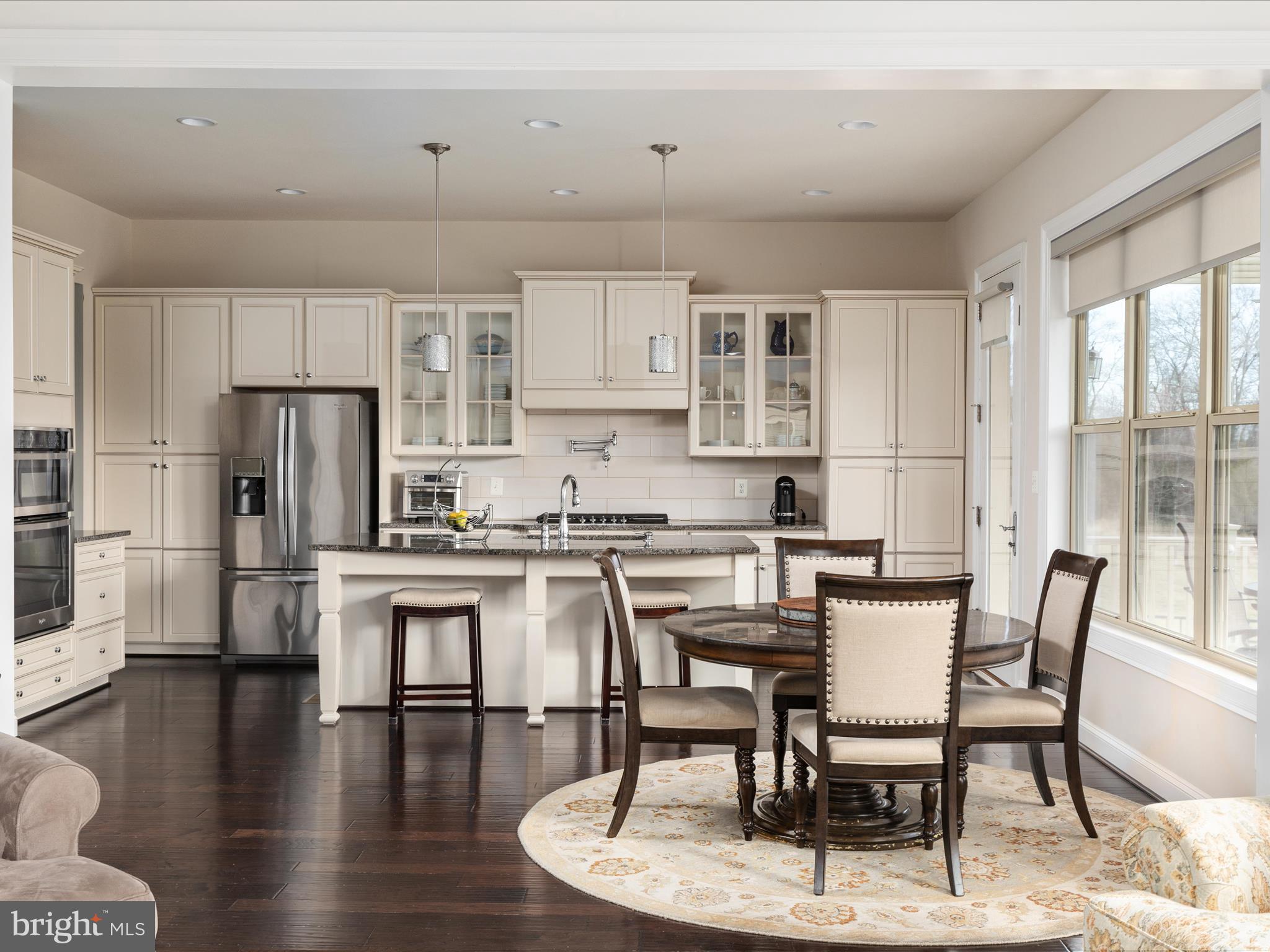 ONE LOUDOUN LAND BAY B - Residential