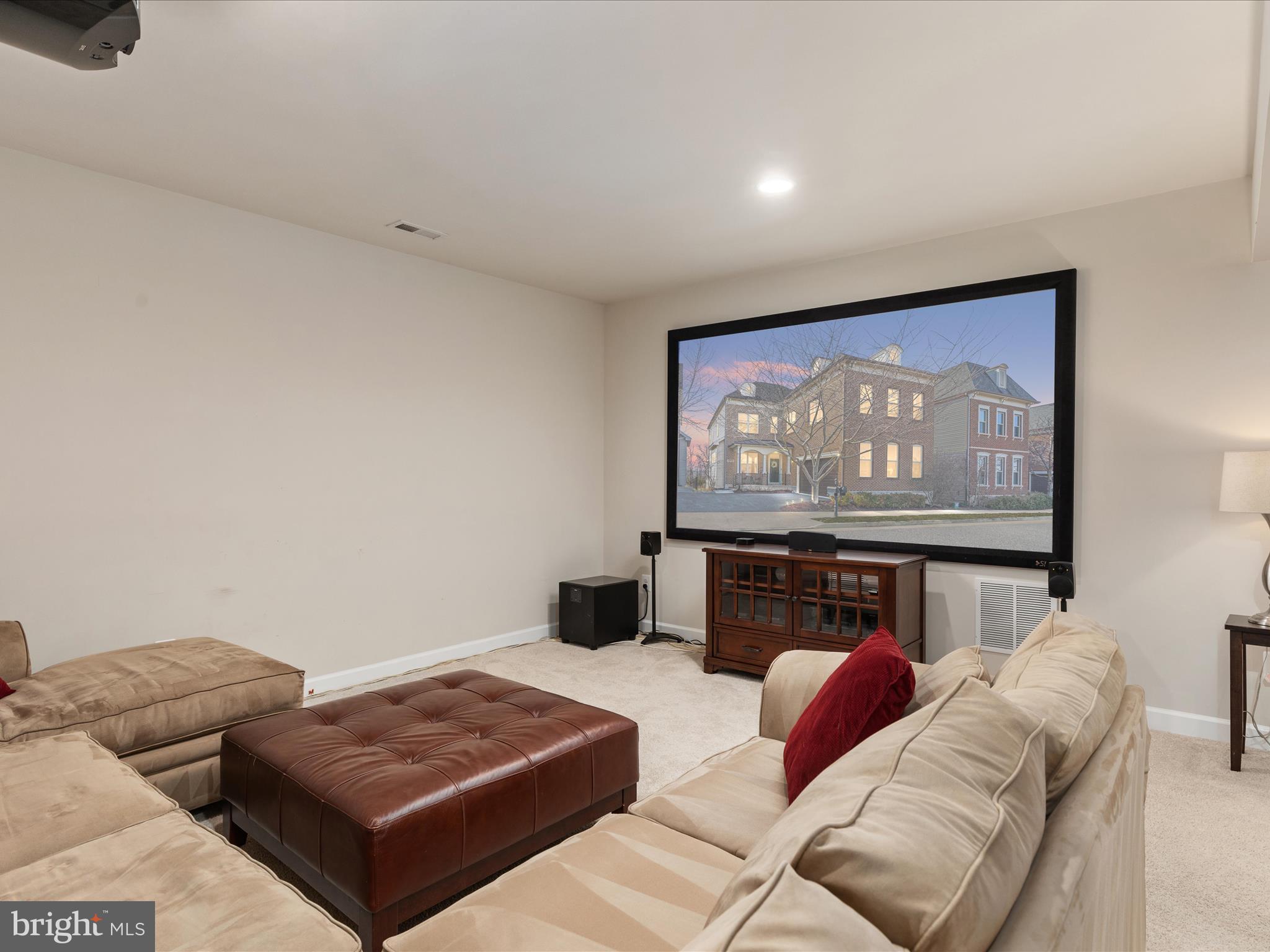 ONE LOUDOUN LAND BAY B - Residential