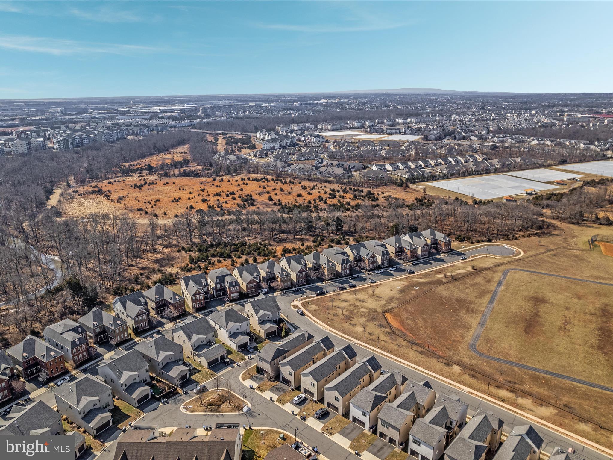 ONE LOUDOUN LAND BAY B - Residential