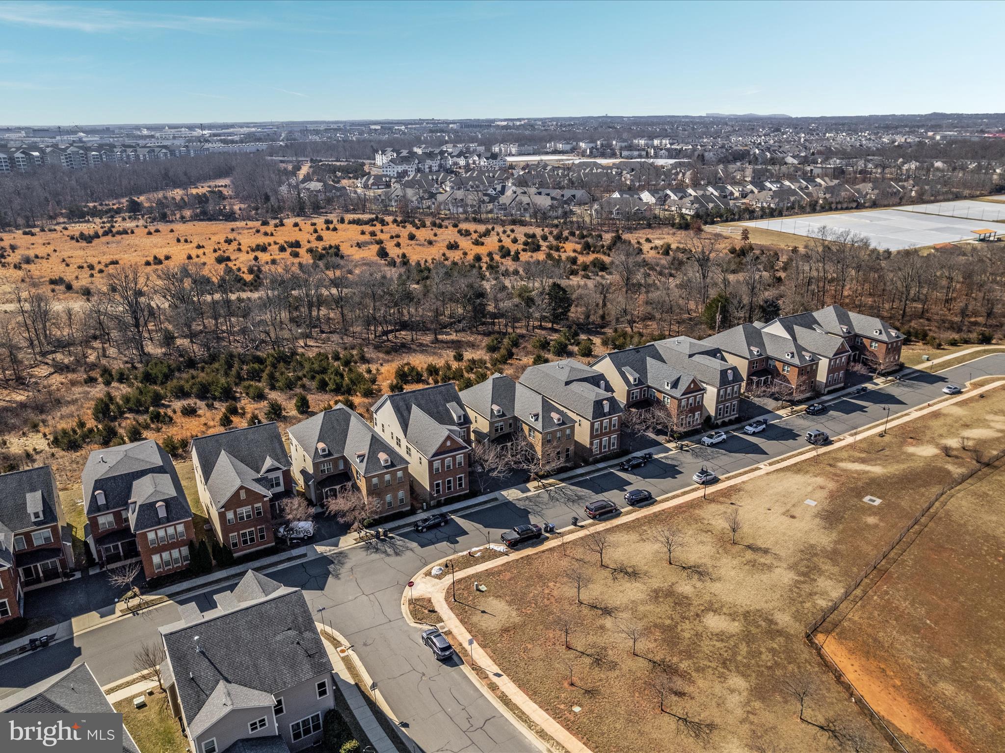 ONE LOUDOUN LAND BAY B - Residential