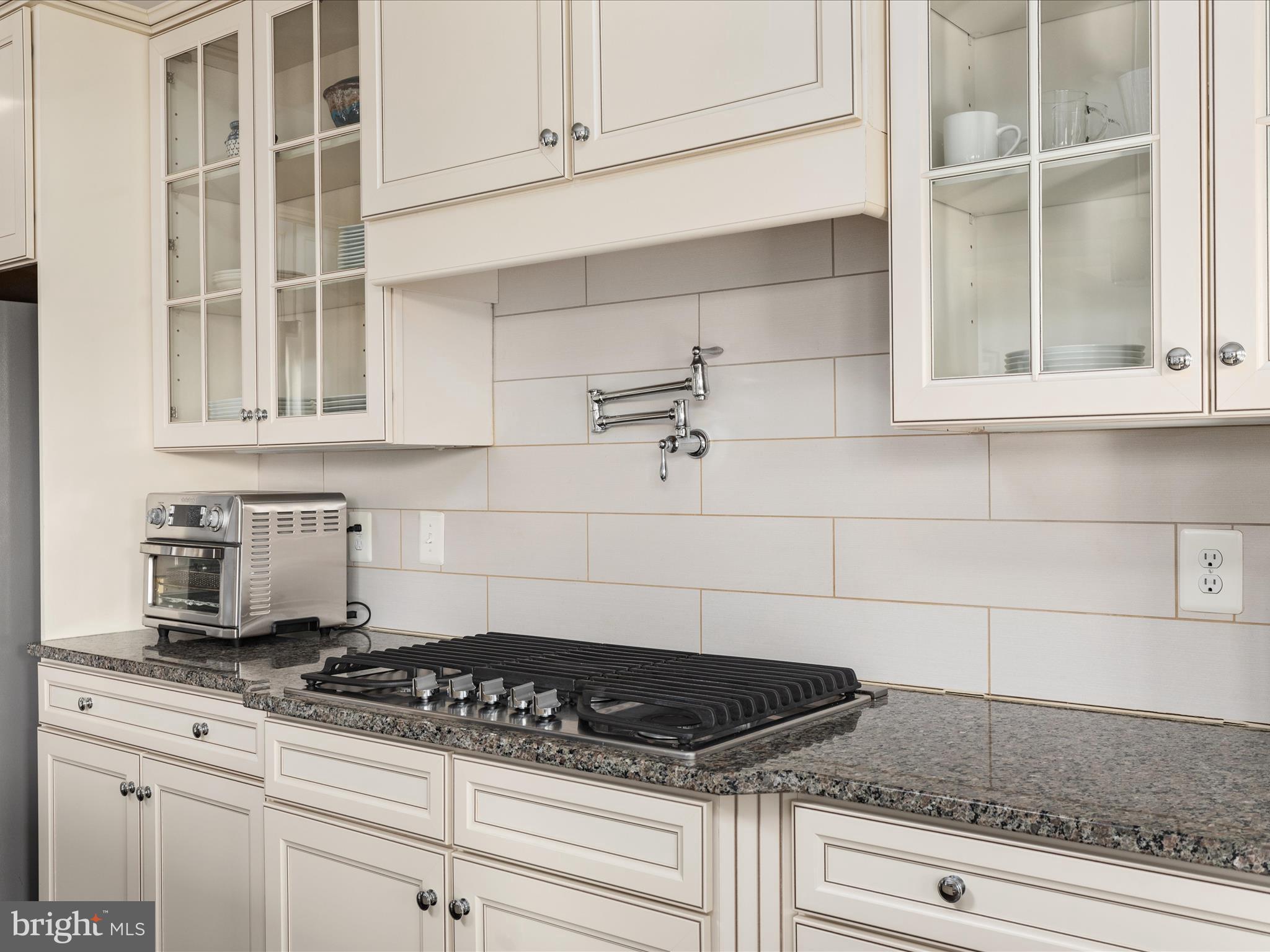 ONE LOUDOUN LAND BAY B - Residential